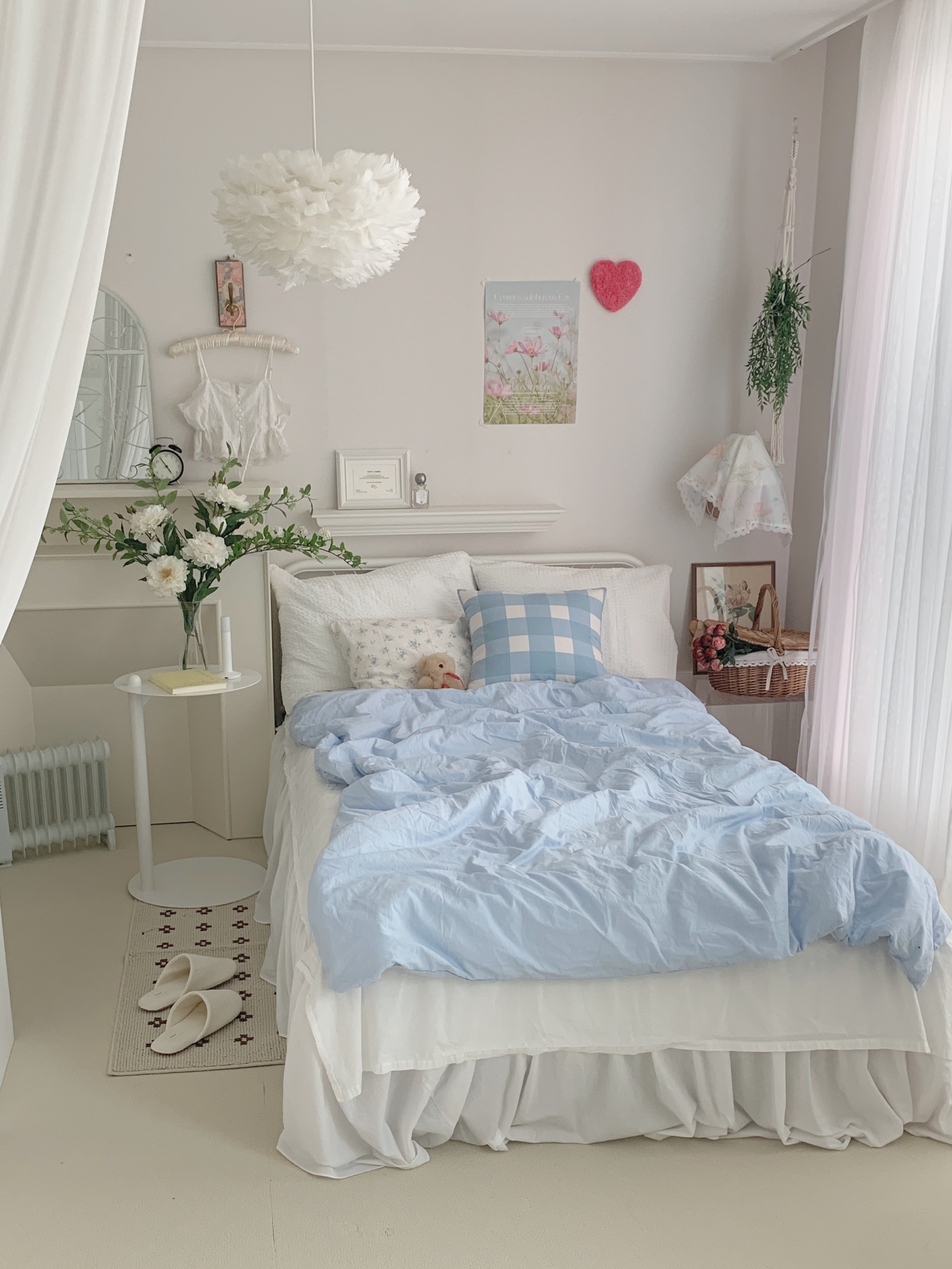 Soft Linen Touch Quilted Bed Skirt with Lace user photo