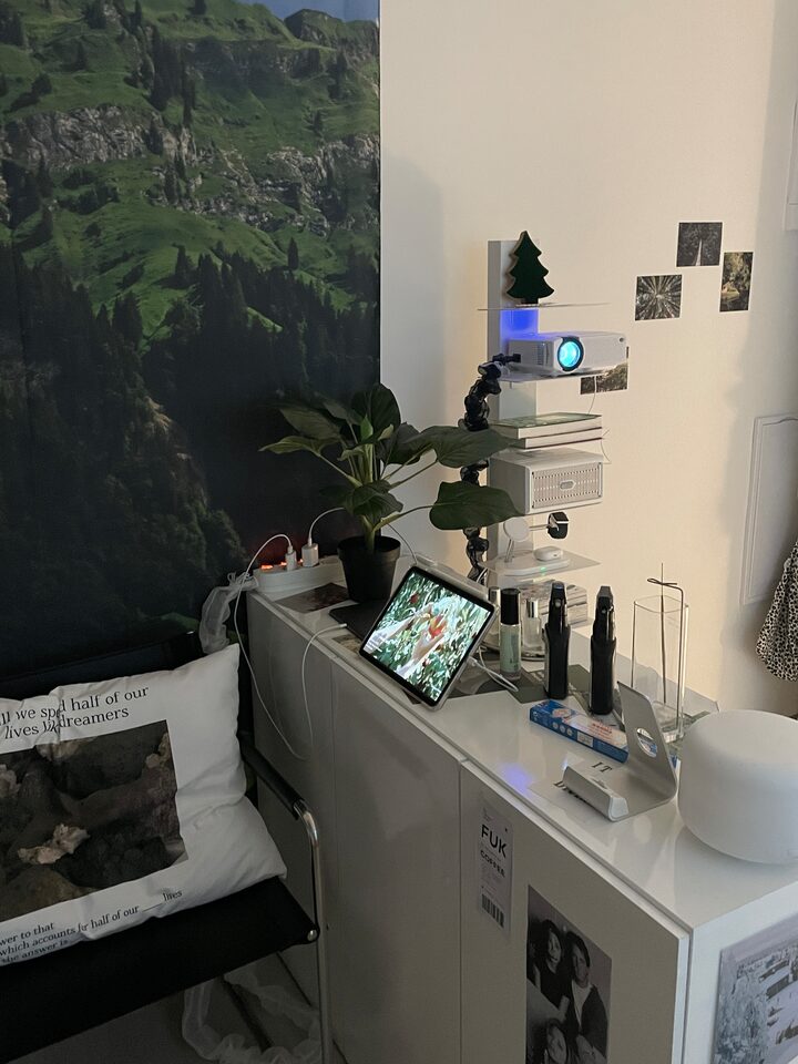 short form carousel card thumbnail