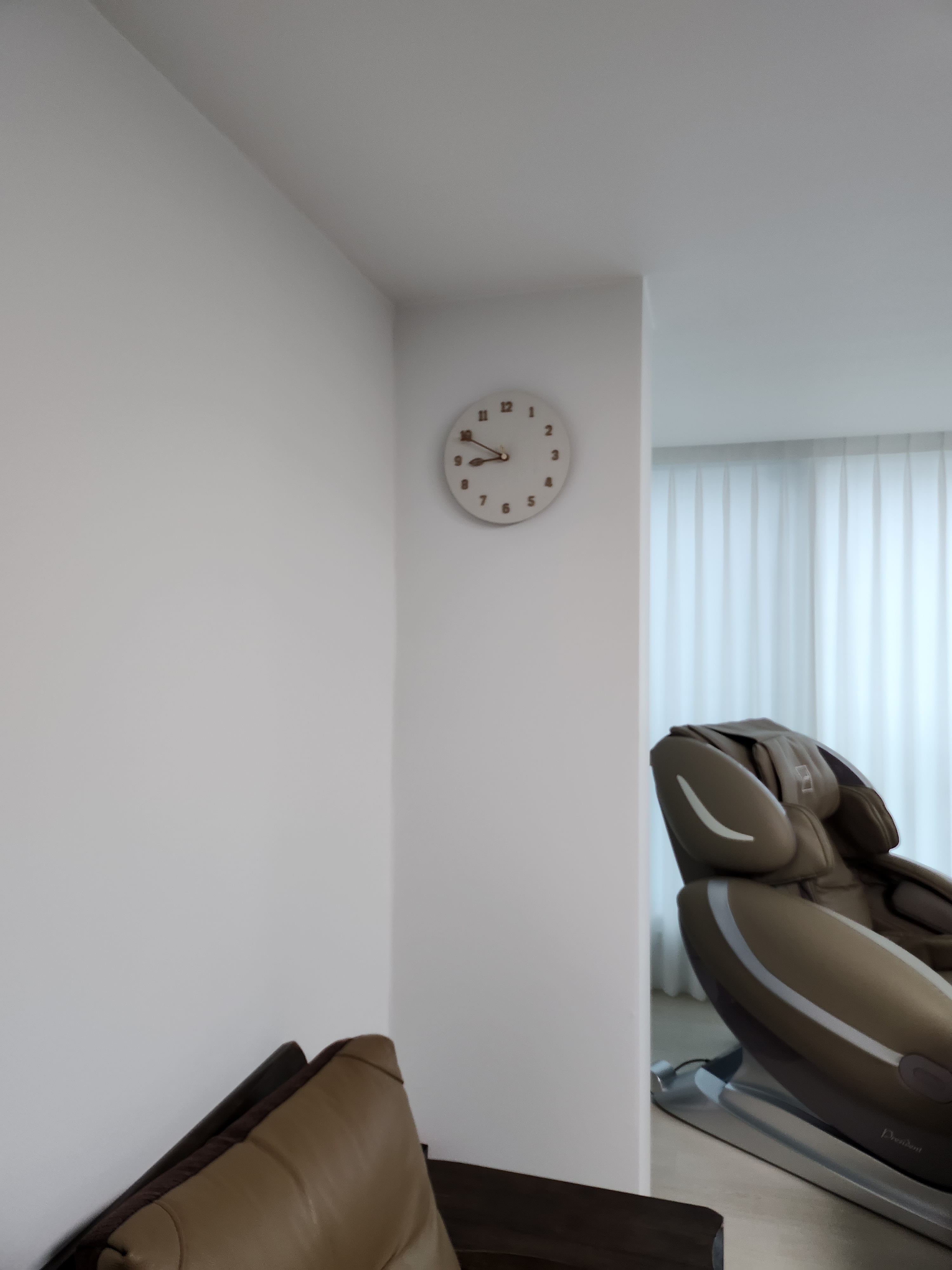 Wood Nature Leaf Wall Clock user photo