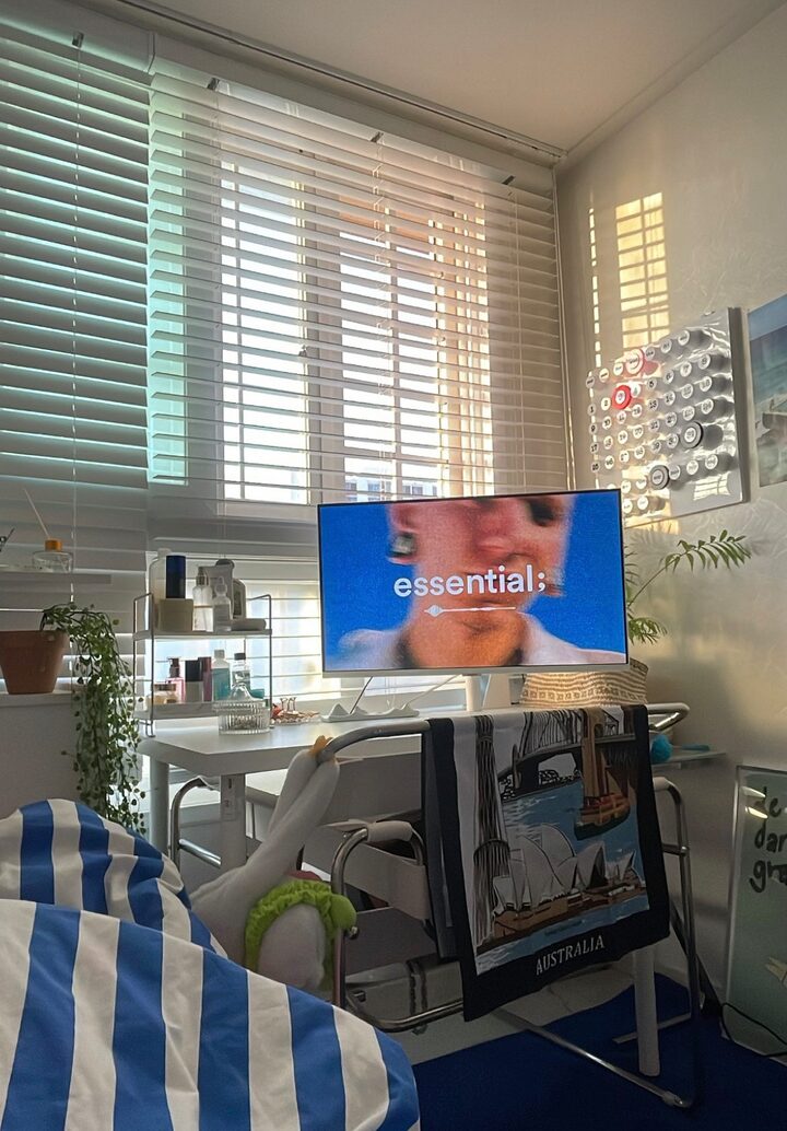 short form carousel card thumbnail