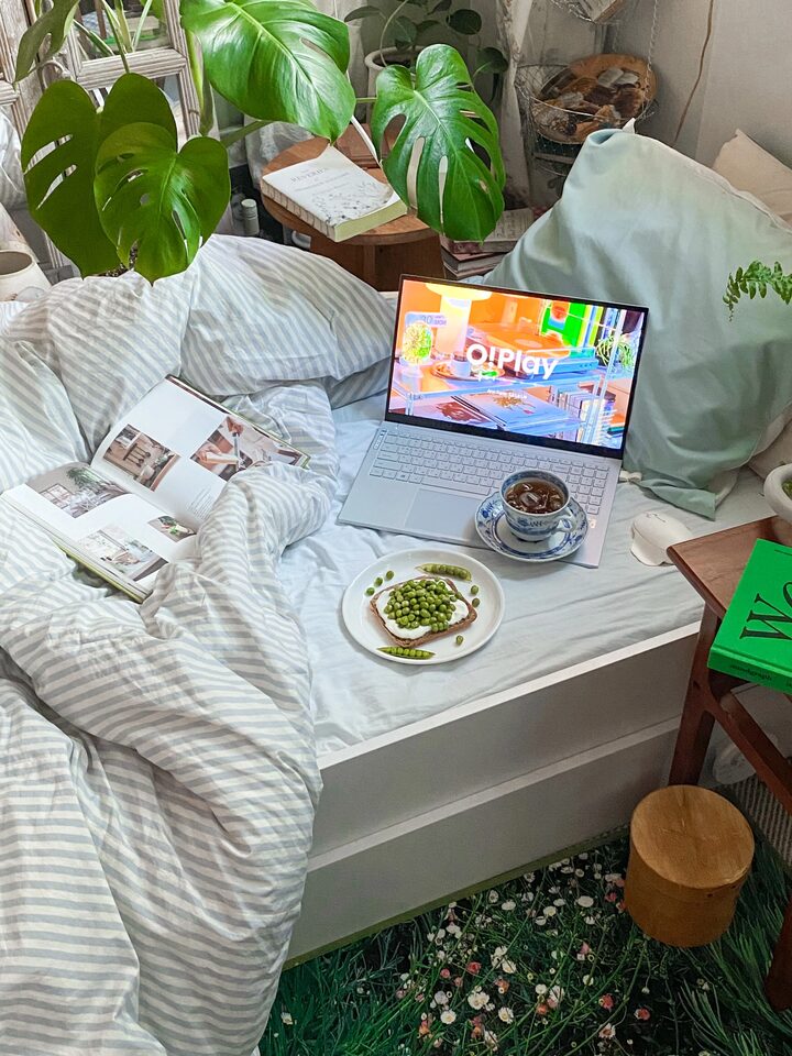 short form carousel card thumbnail