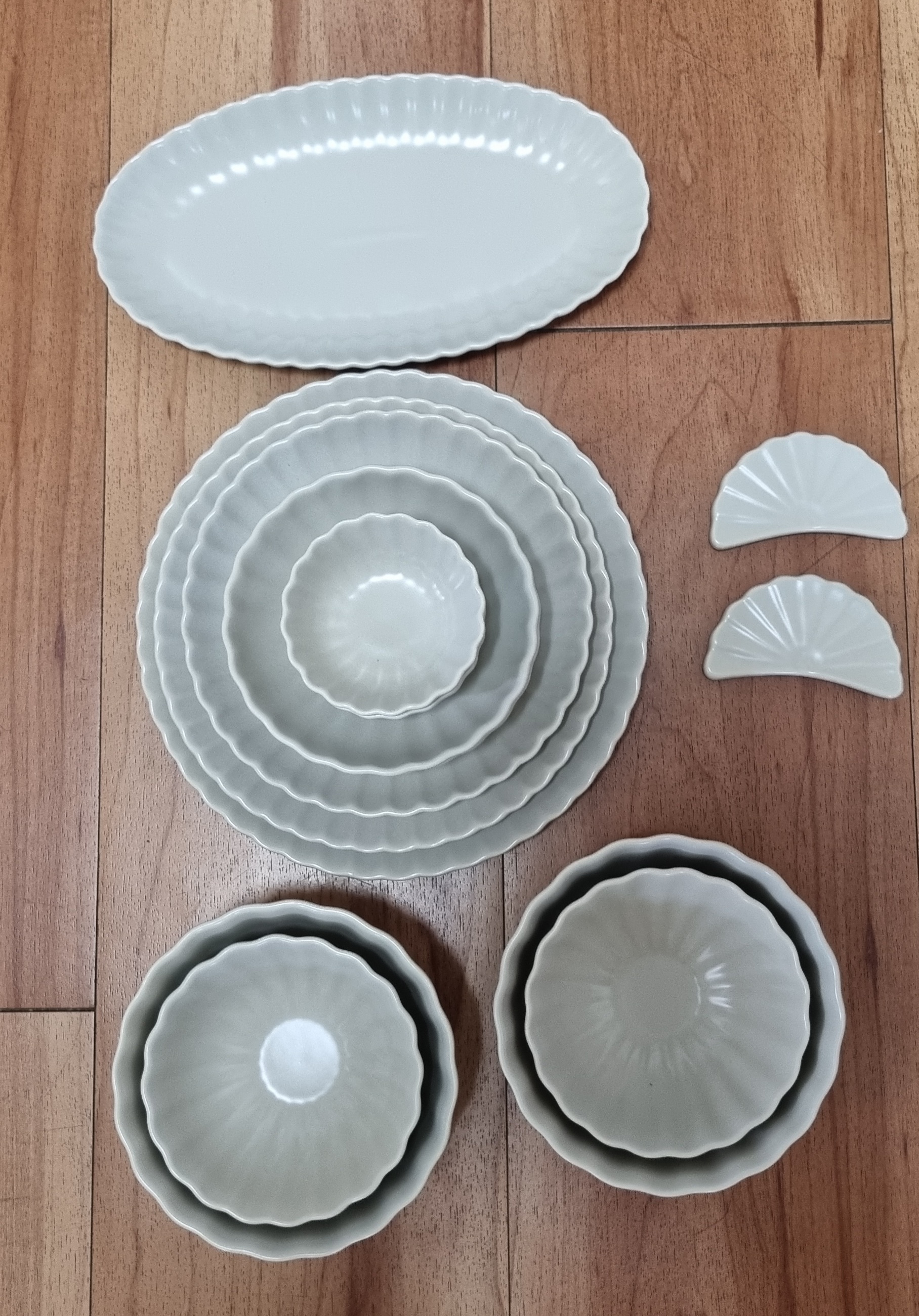 Shell Dinnerware Set for 2 (14-Piece) user photo