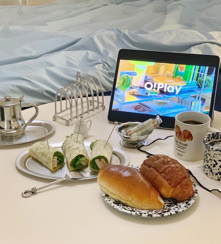 short form carousel card thumbnail