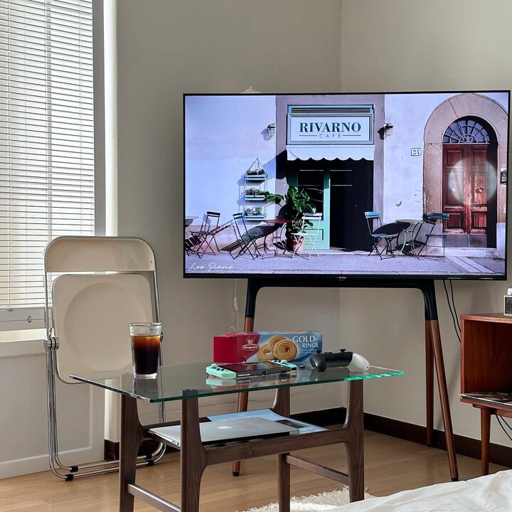 short form carousel card thumbnail