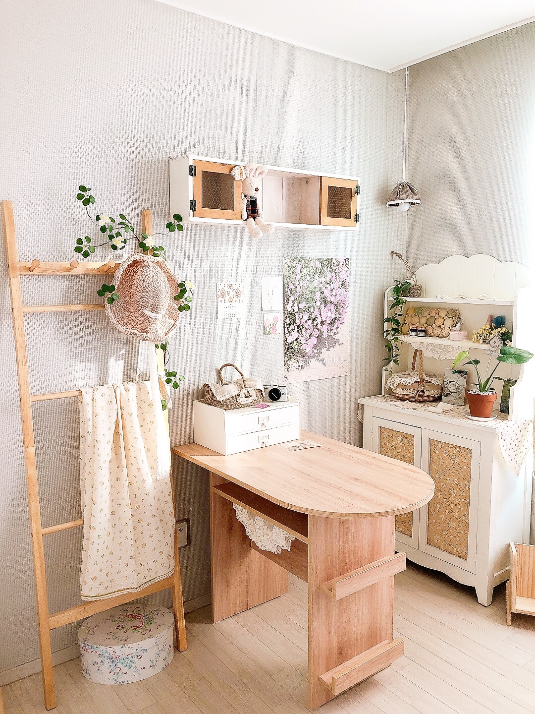 Solid Wood Ladder Clothes Rack Stand user photo