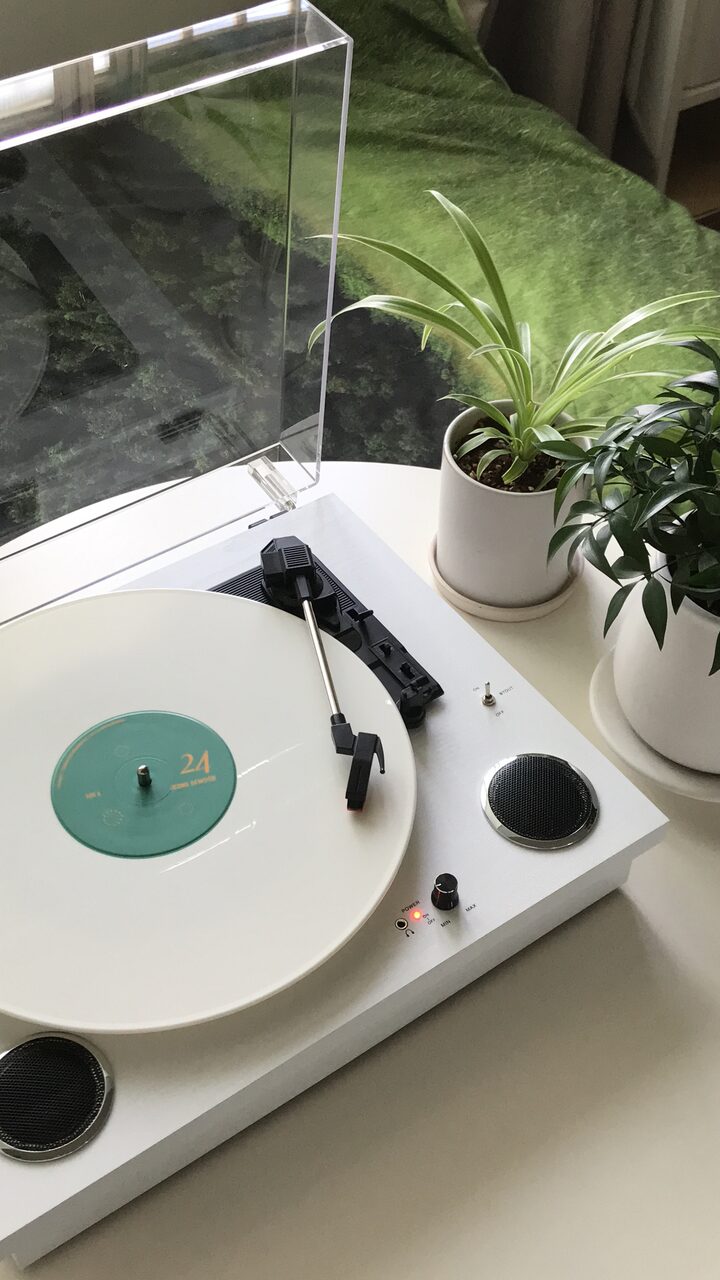 short form carousel card thumbnail