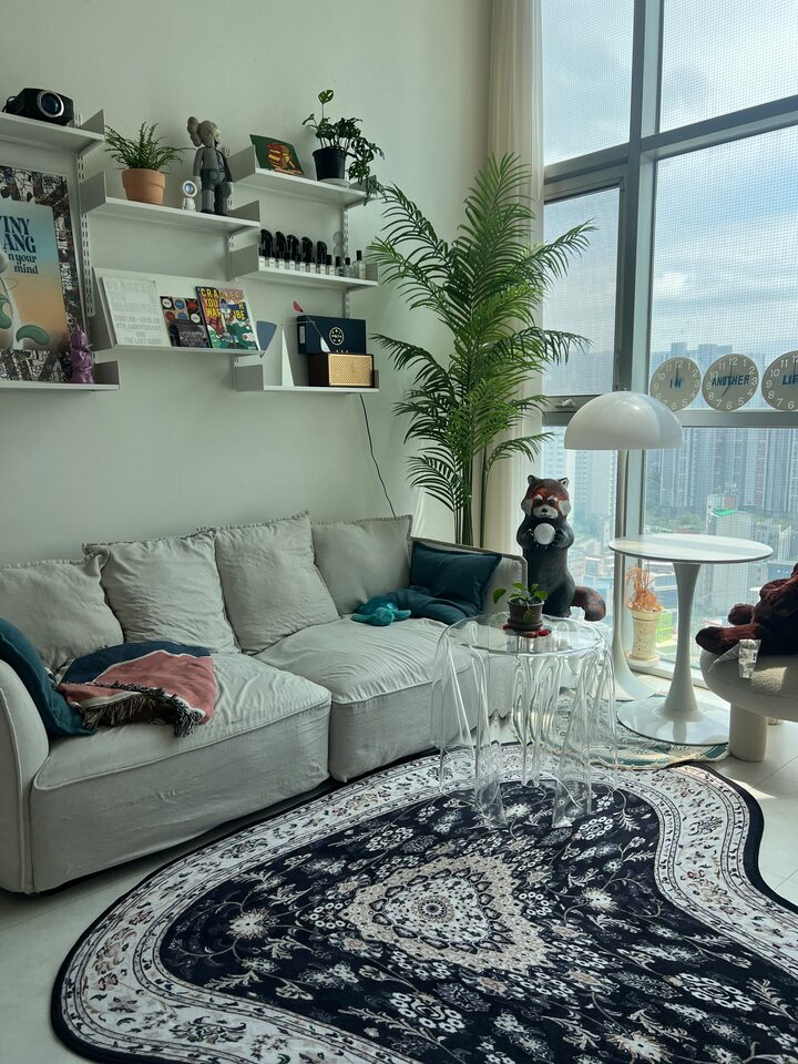 short form carousel card thumbnail