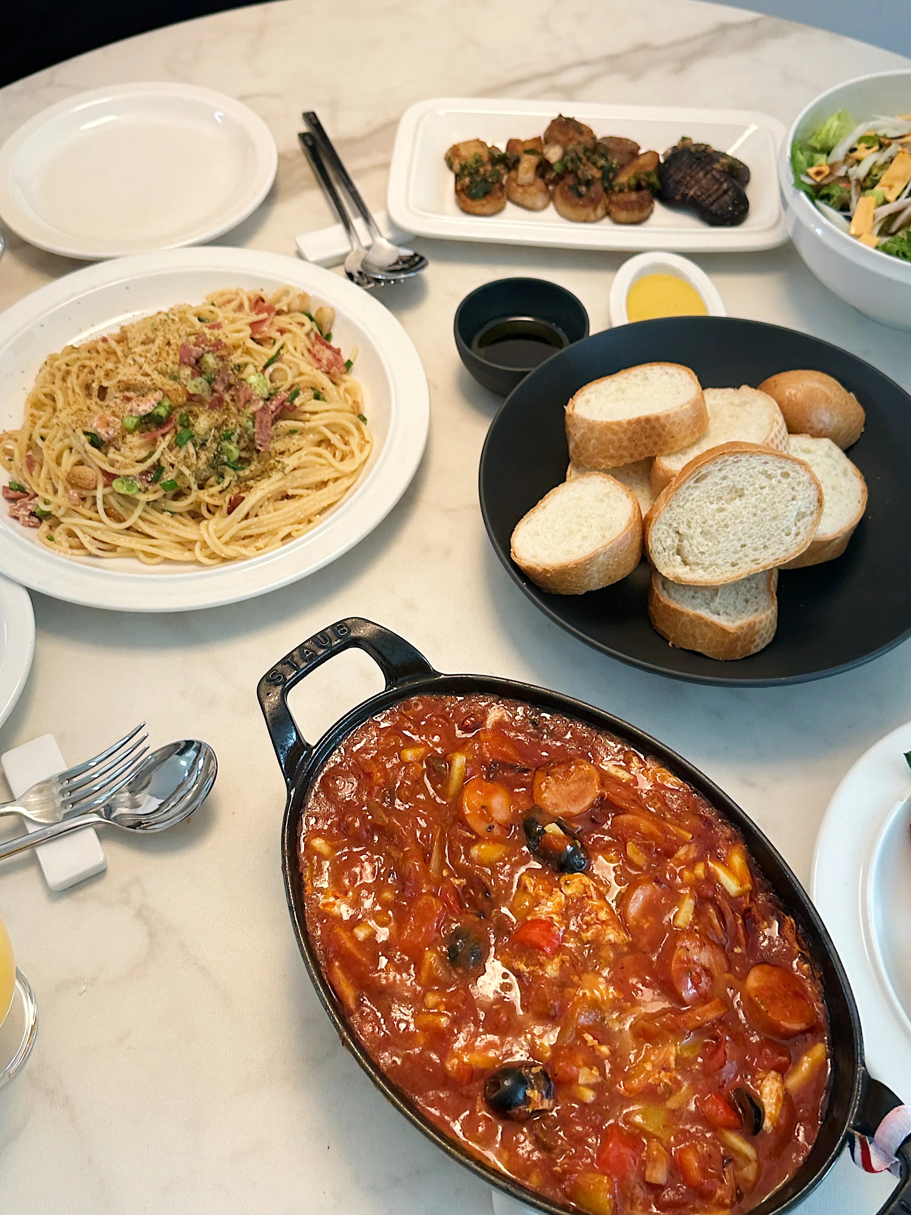 White Ceramic Spoon Rest Set (4-Piece) user photo