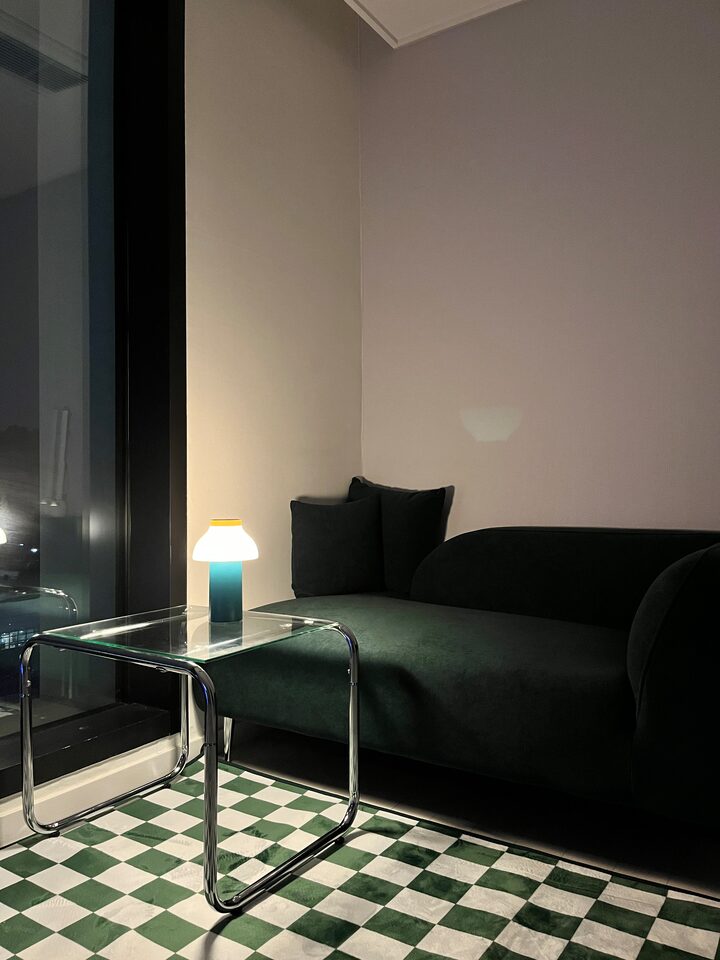 short form carousel card thumbnail