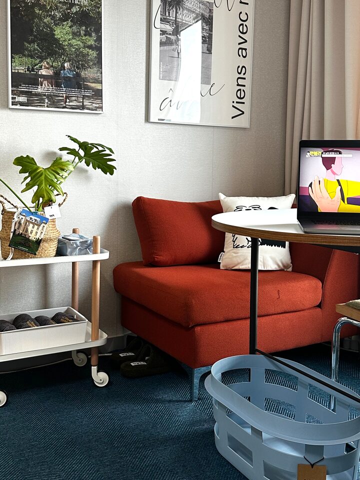 short form carousel card thumbnail