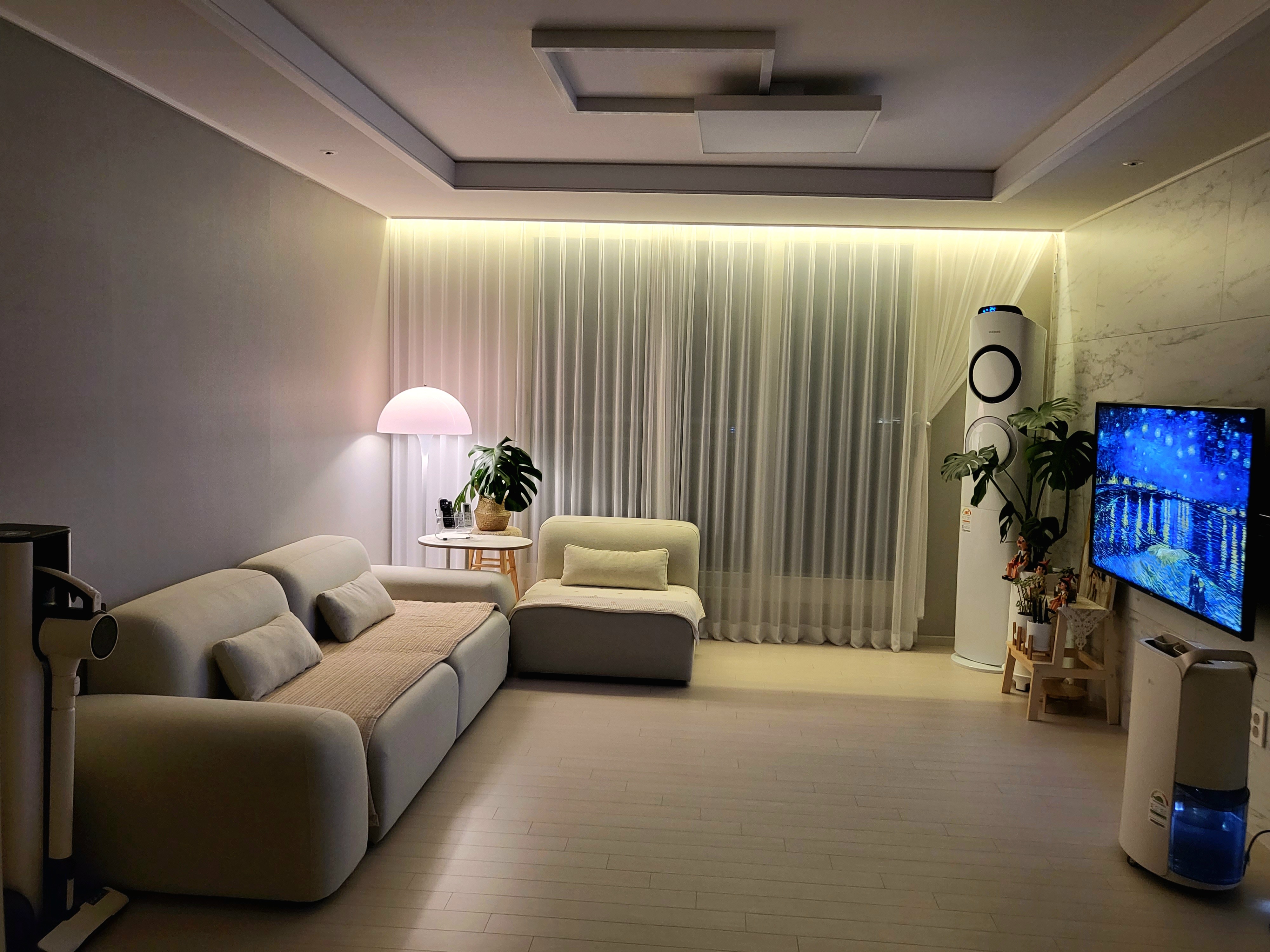 Slim C-Side Sofa Table user photo
