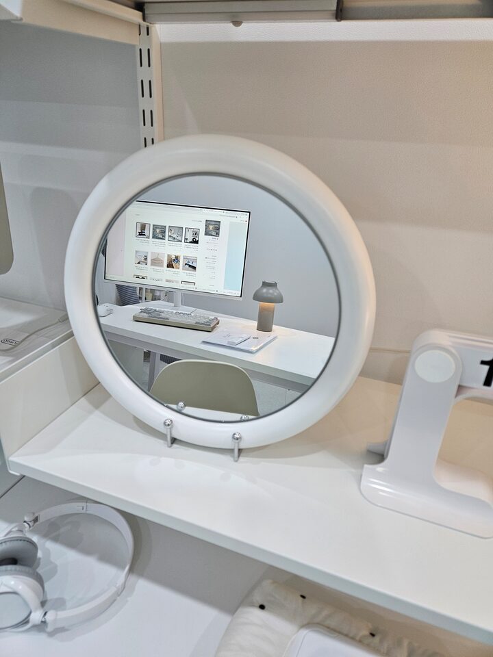 short form carousel card thumbnail