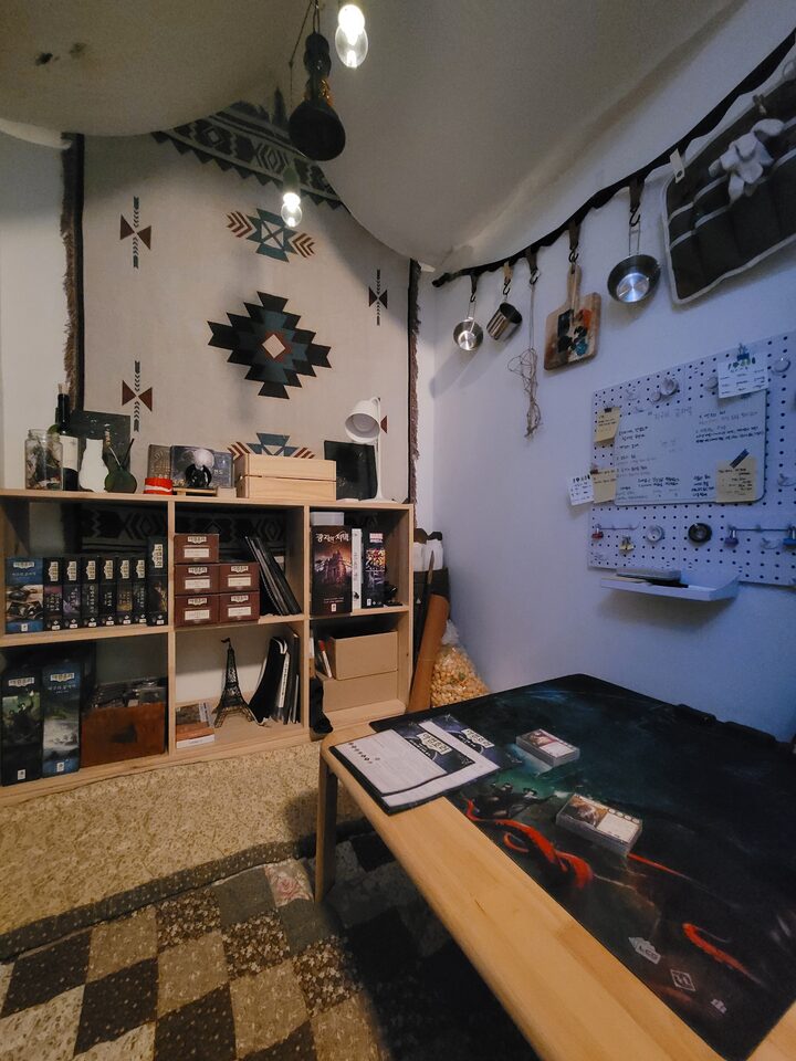 short form carousel card thumbnail