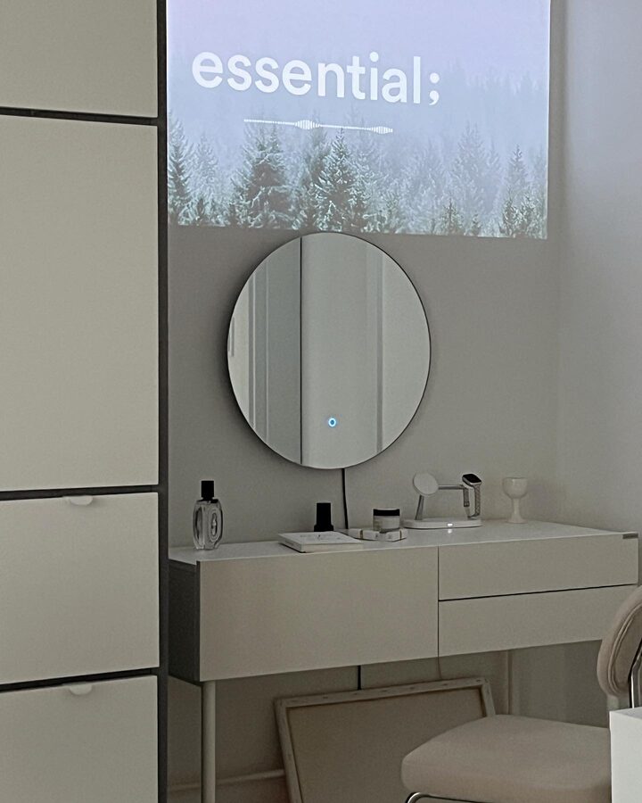 short form carousel card thumbnail