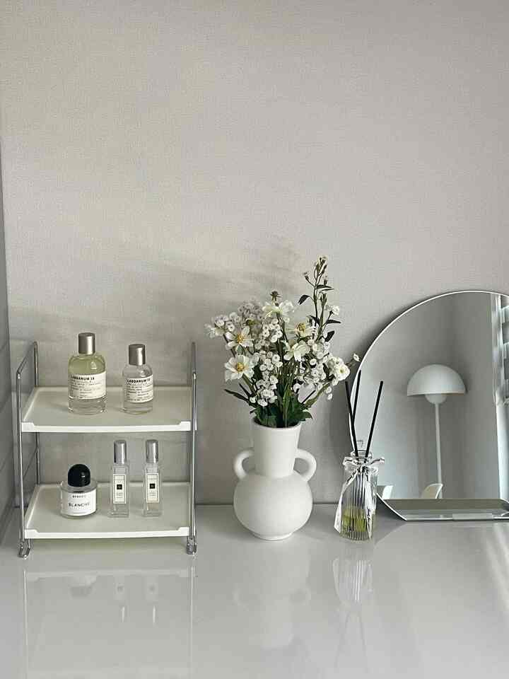 ストライプ ミニ ガラス 花瓶 小 花瓶 Bを使ったコーディネート 1