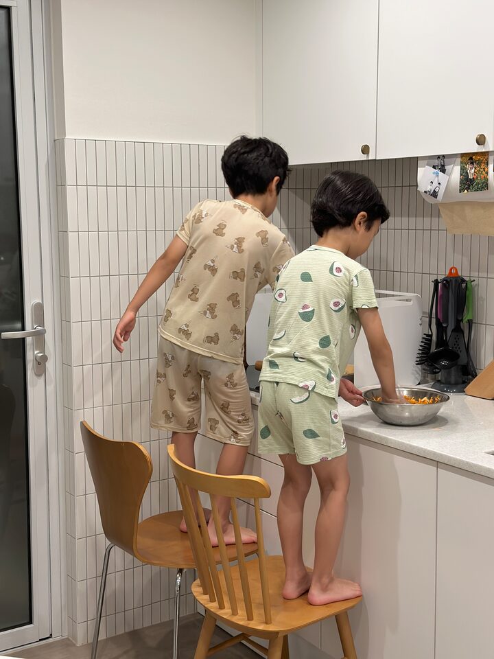 short form carousel card thumbnail