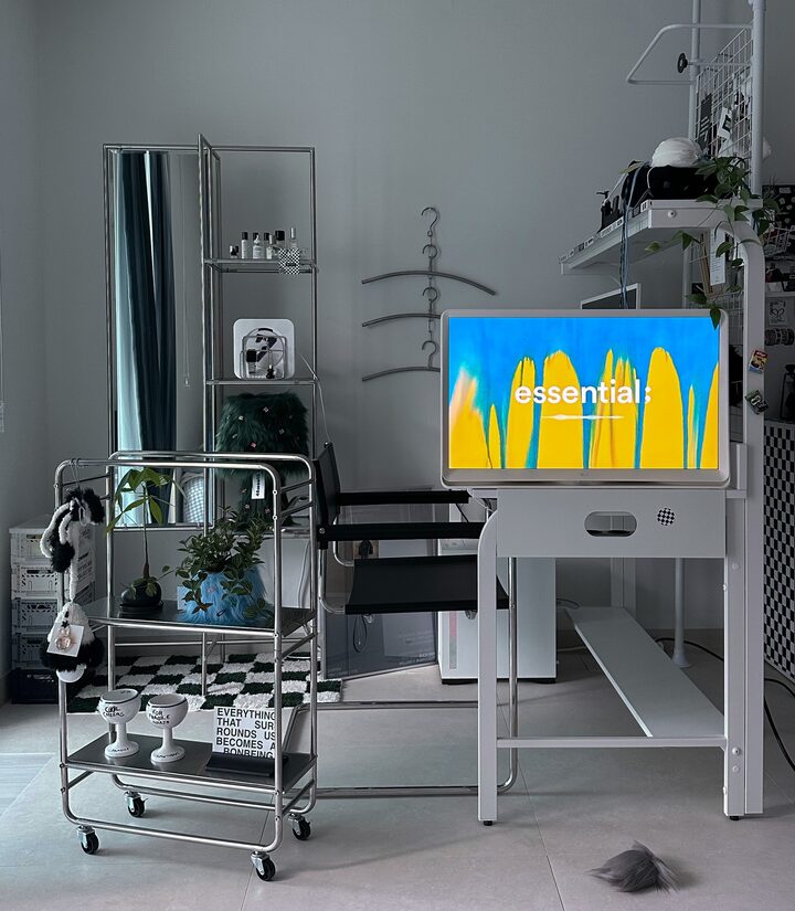 short form carousel card thumbnail