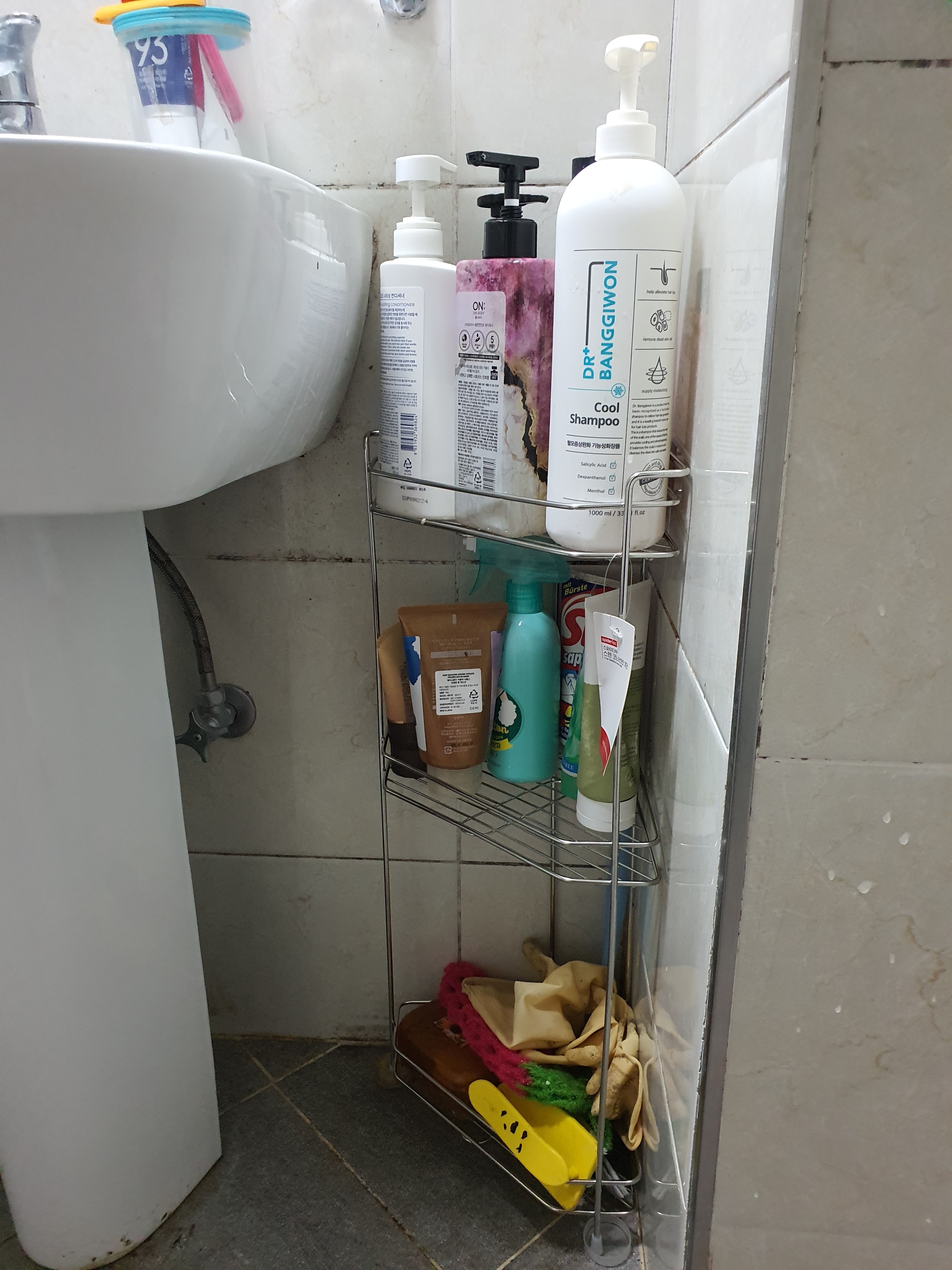 3-Tier Stainless Steel Bathroom Corner Shelf user photo