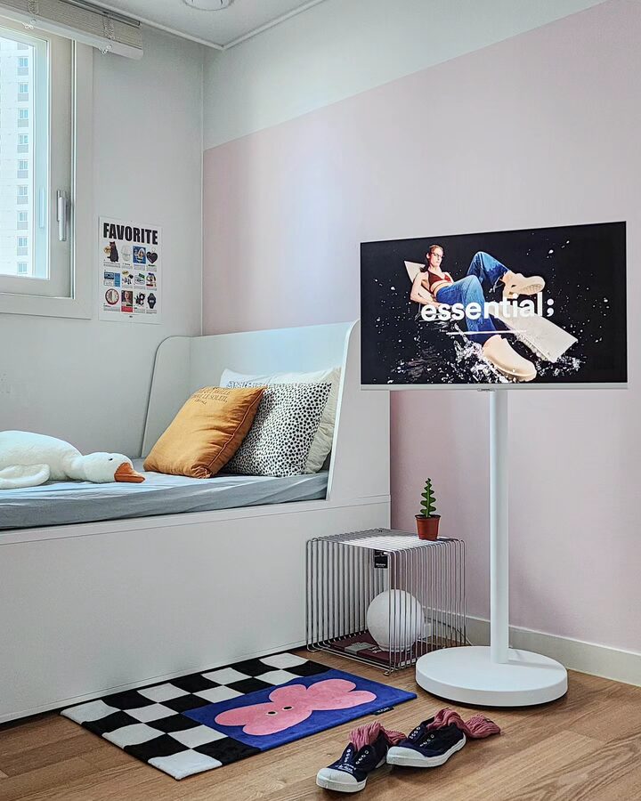 short form carousel card thumbnail