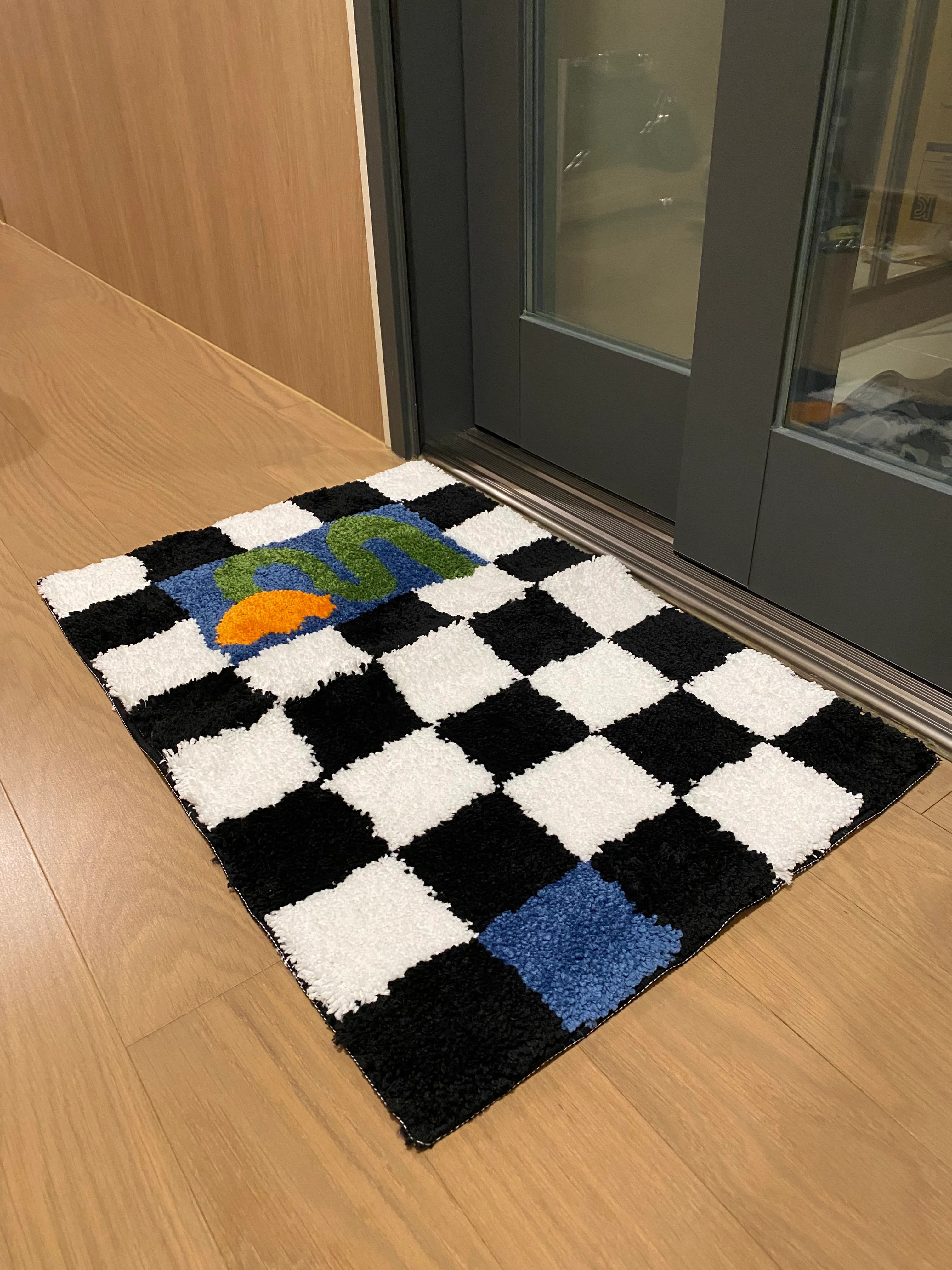 Checker Bloom Accent Rug user photo