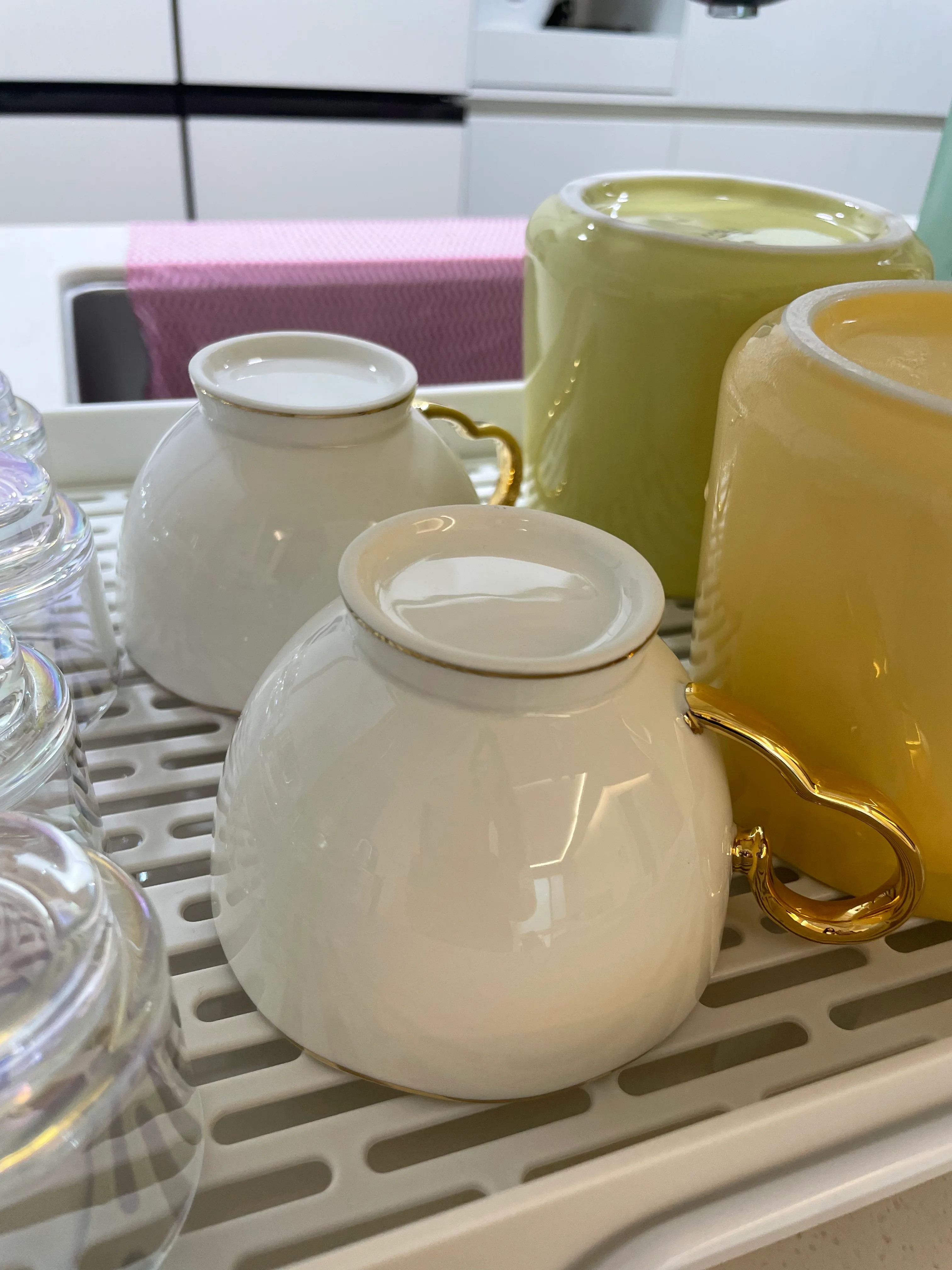 The Gold Lotus White Coffee Cup Set user photo