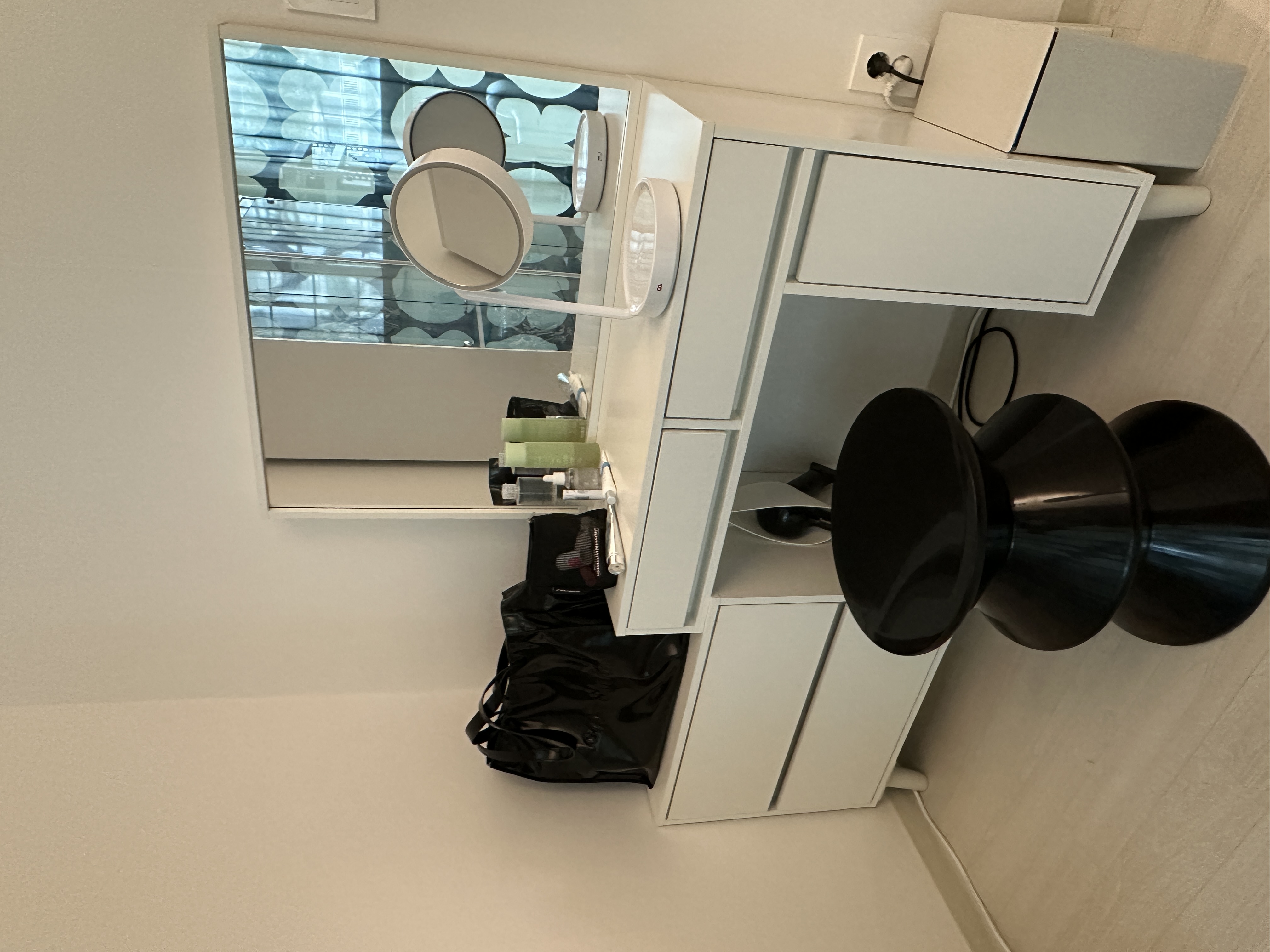 Hourglass Accent Stool user photo