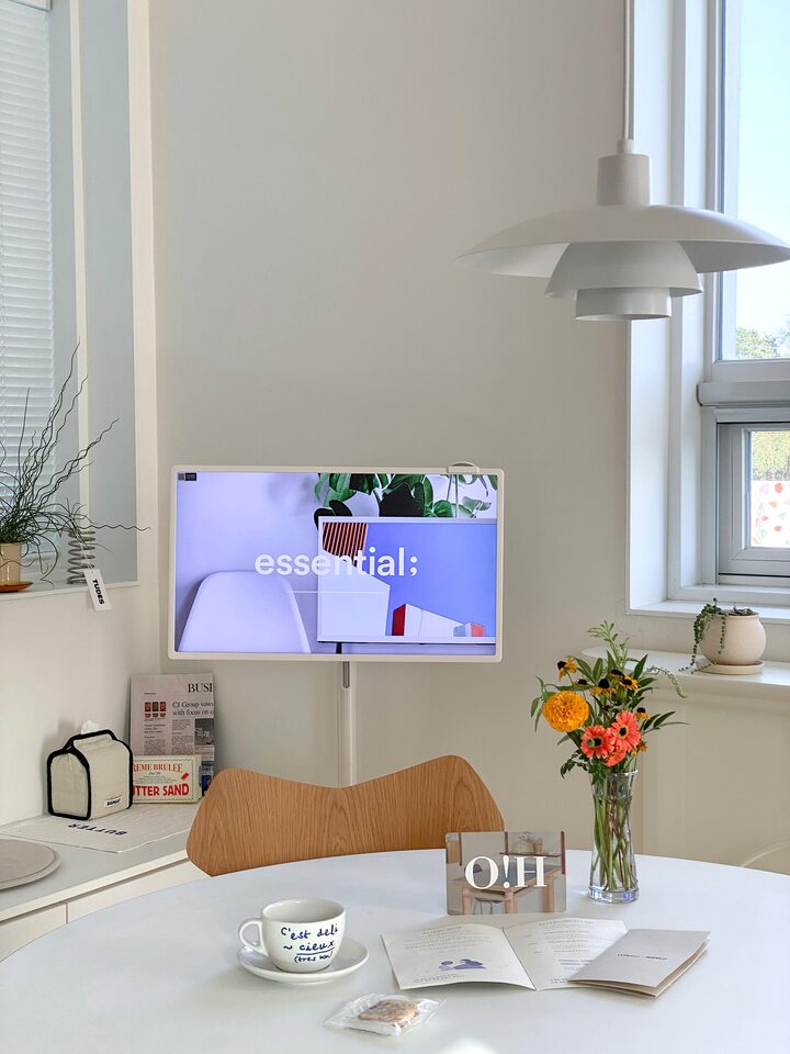 short form carousel card thumbnail