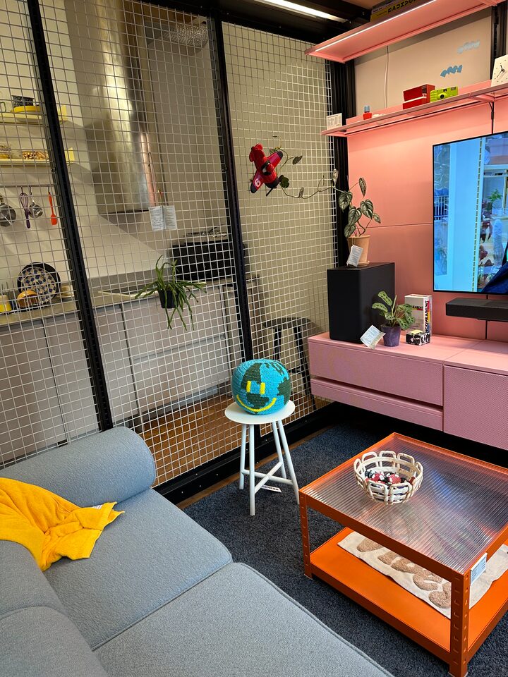 short form carousel card thumbnail