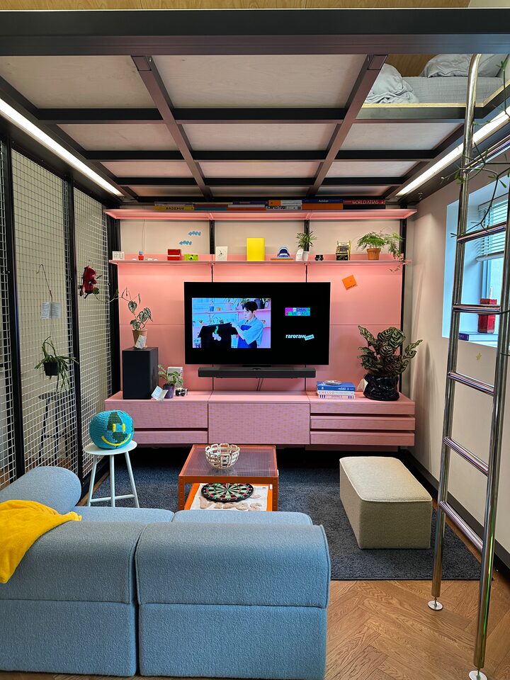 short form carousel card thumbnail