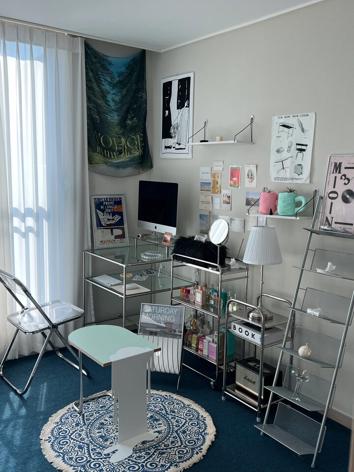 short form carousel card thumbnail