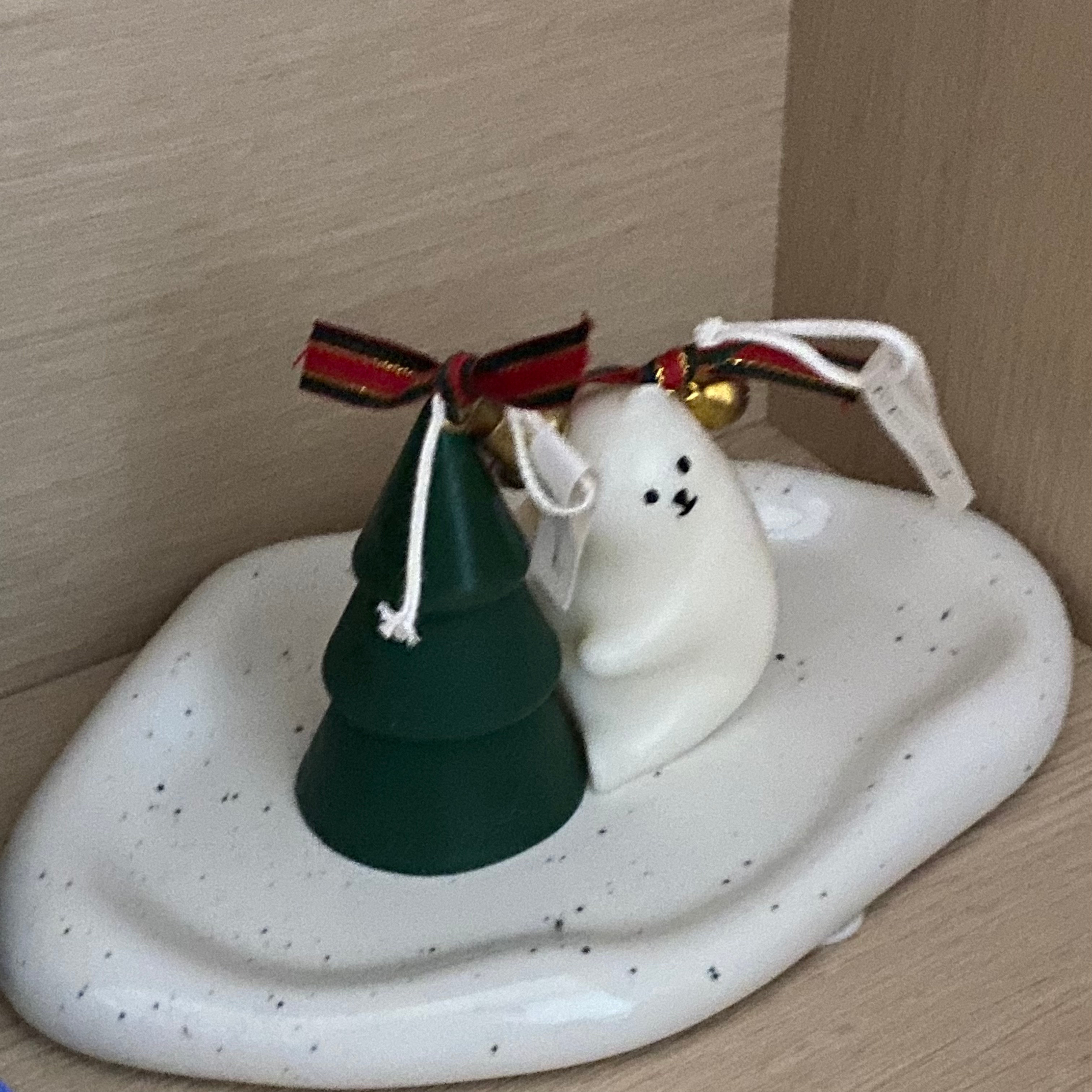 Christmas Bear & Tree Candle Set user photo
