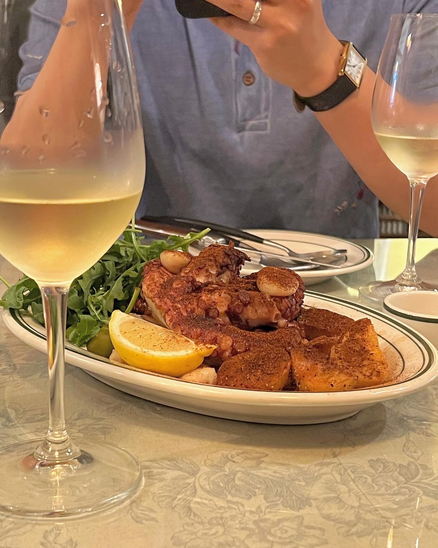 Syracuse Maple Plate and Bowl Set for 2 (15 Piece) user photo