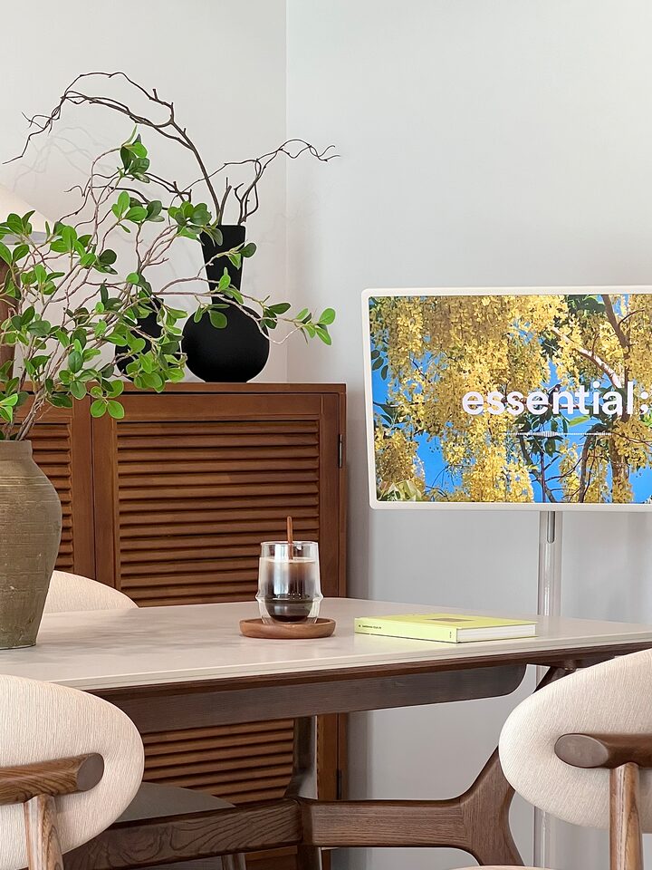 short form carousel card thumbnail