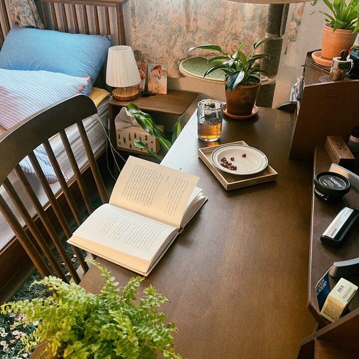 short form carousel card thumbnail