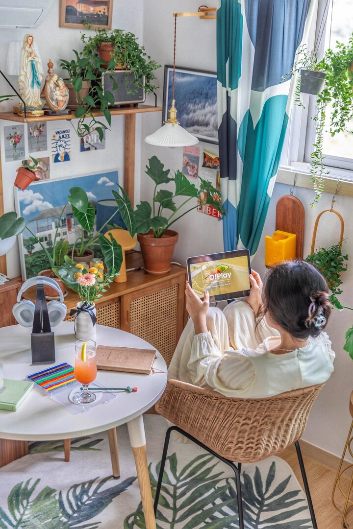 short form carousel card thumbnail