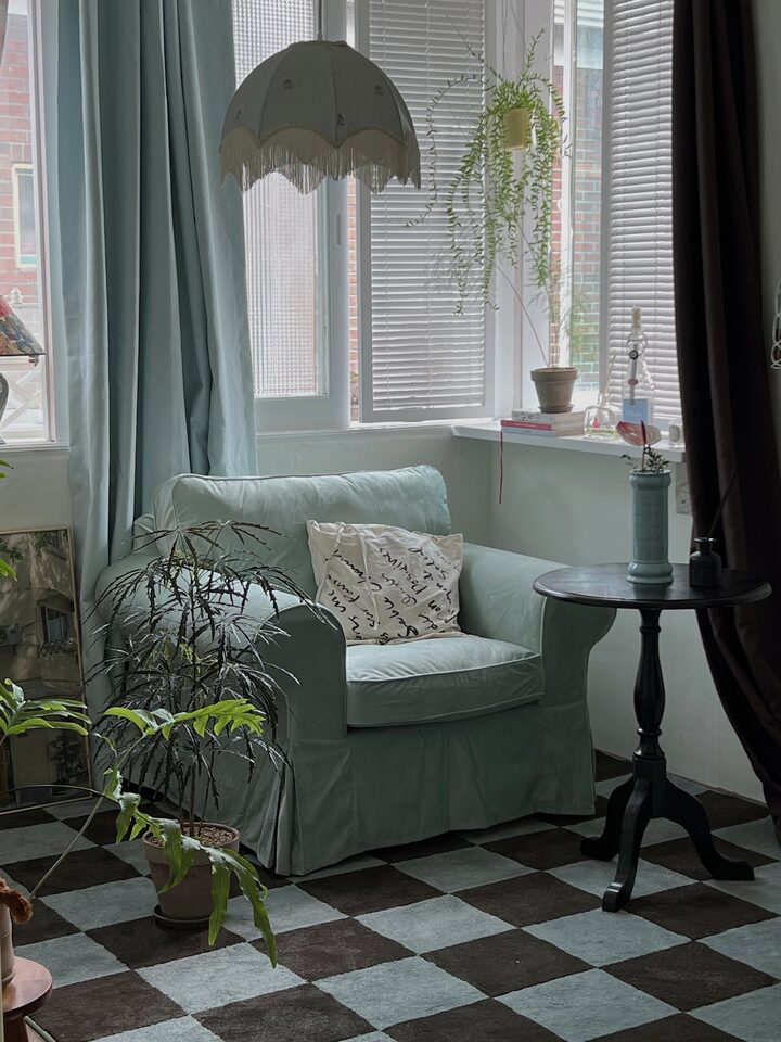 short form carousel card thumbnail