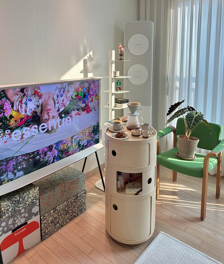 short form carousel card thumbnail