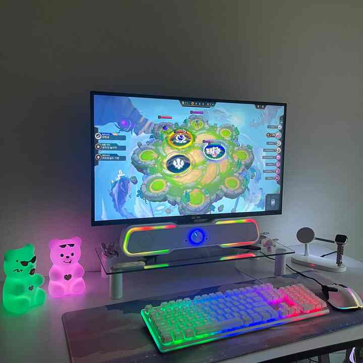 リビングルーム独自のPC空間
かわいいクマのムードなどのおかげで 
さらに雰囲気が生き残ったよ！  本当にとてもきれいです。
#ワンルーム #ワンリウムインテリア
＃複層＃オフィステル＃ムードランプ＃pc＃pcルーム 