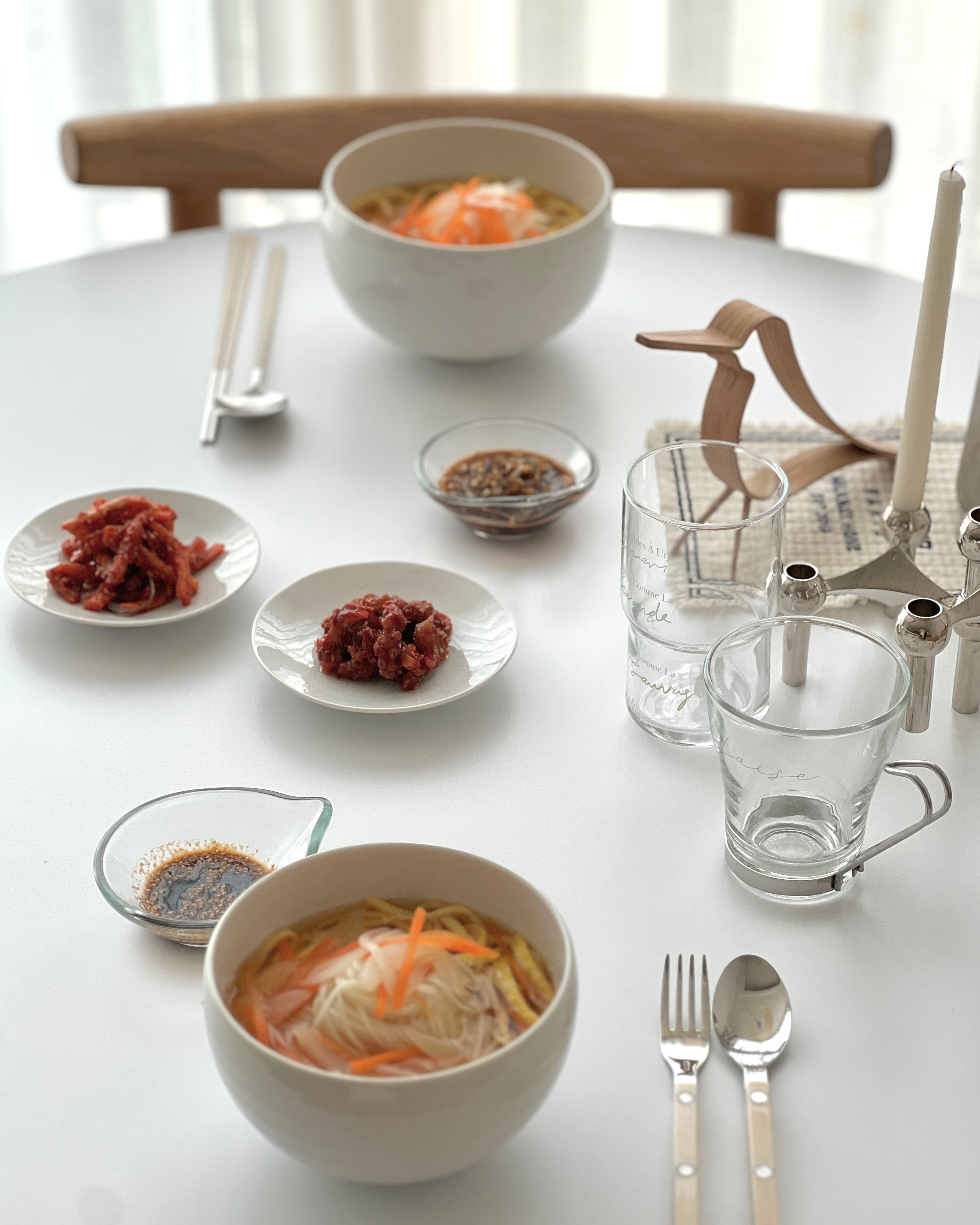 LeBlanc Moon Jar Dinnerware Set for 2 (12-Piece) user photo