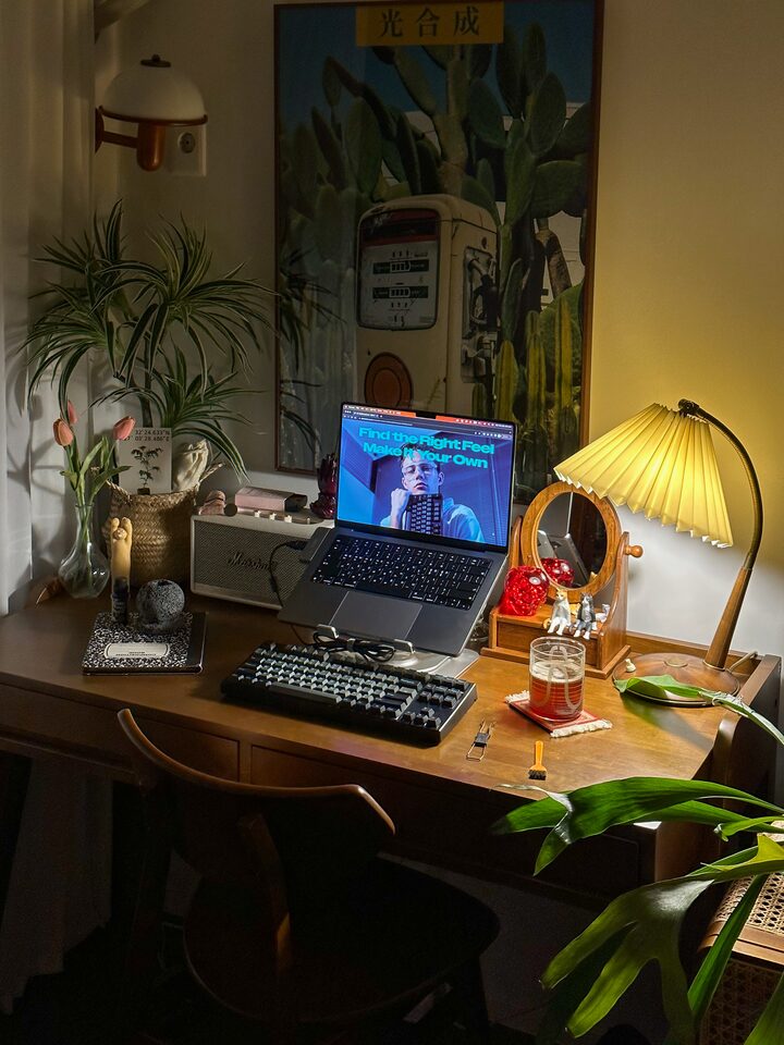 short form carousel card thumbnail