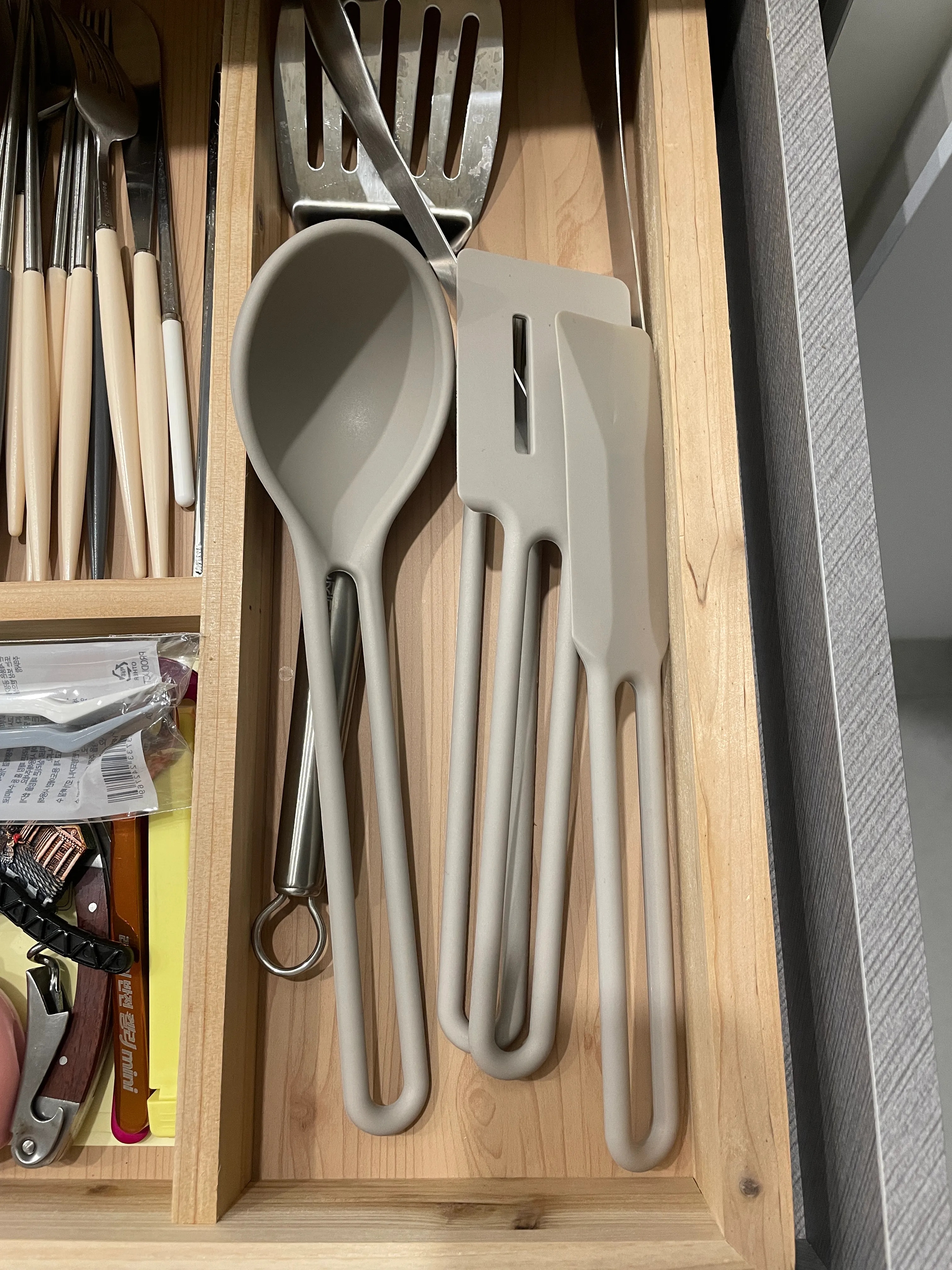 Awesome Silicone Kitchen Utensil Set (4-Piece) user photo