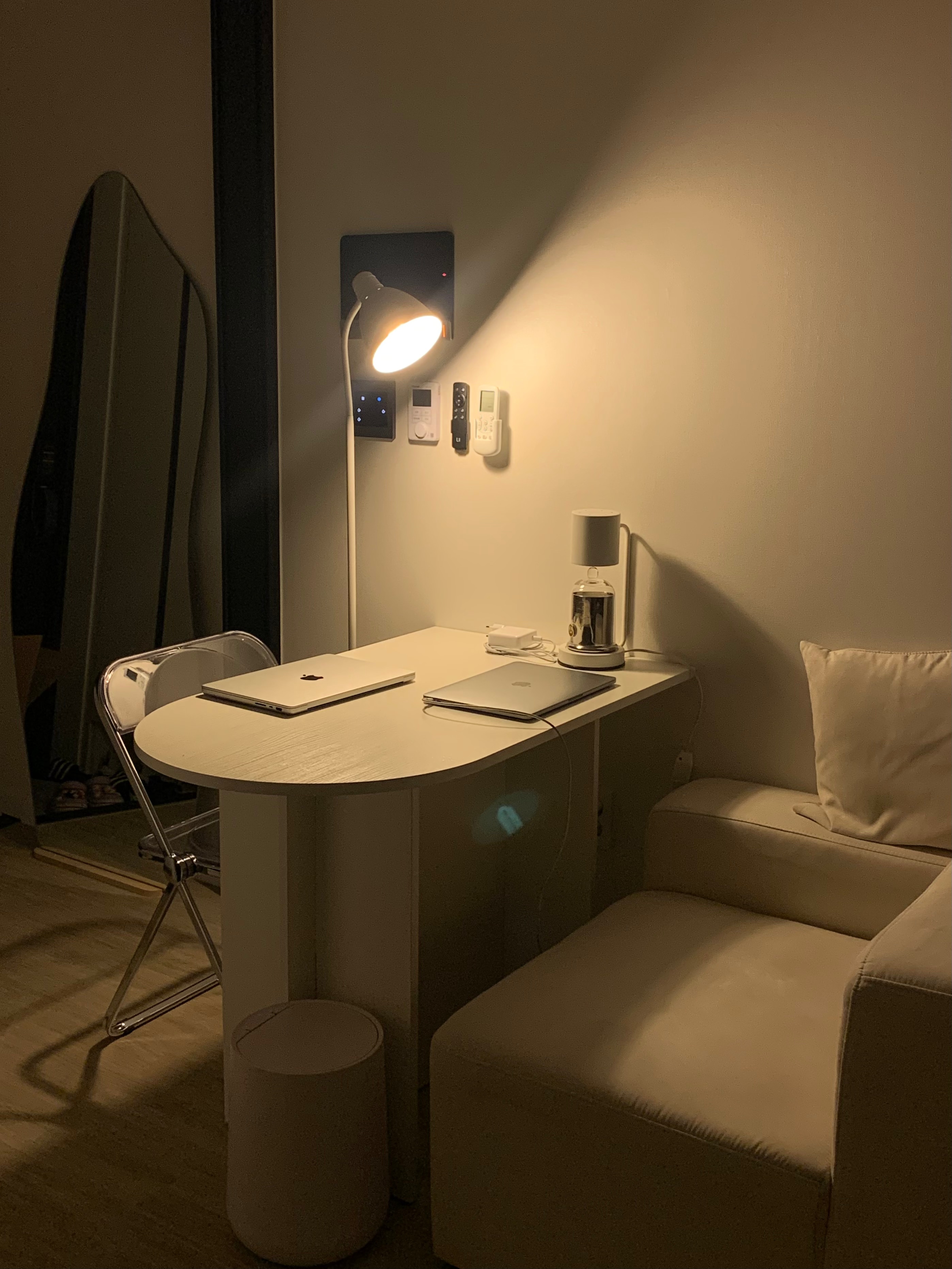 Semi-Oval Dining Table user photo