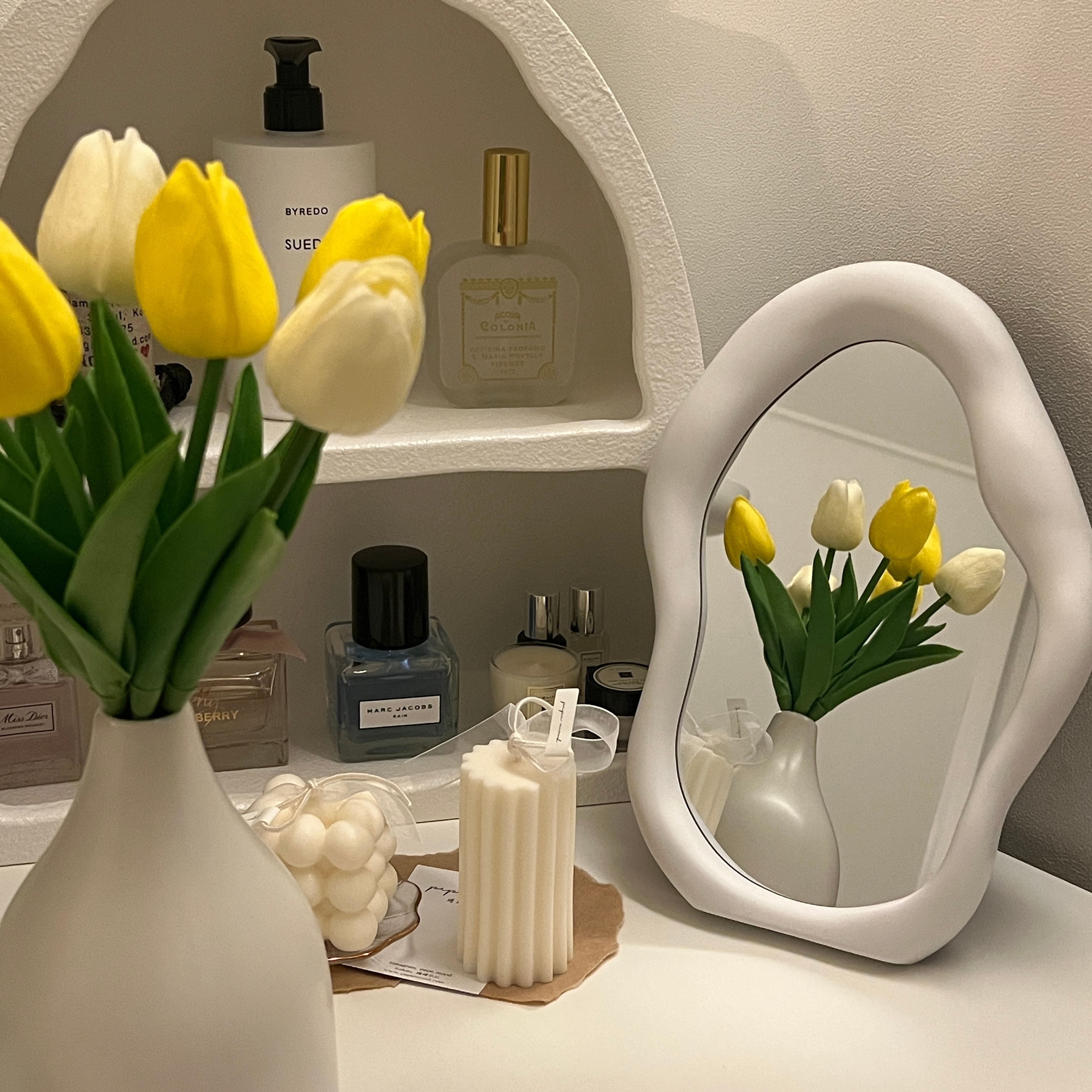 Two-Tier Arched Display Shelf user photo