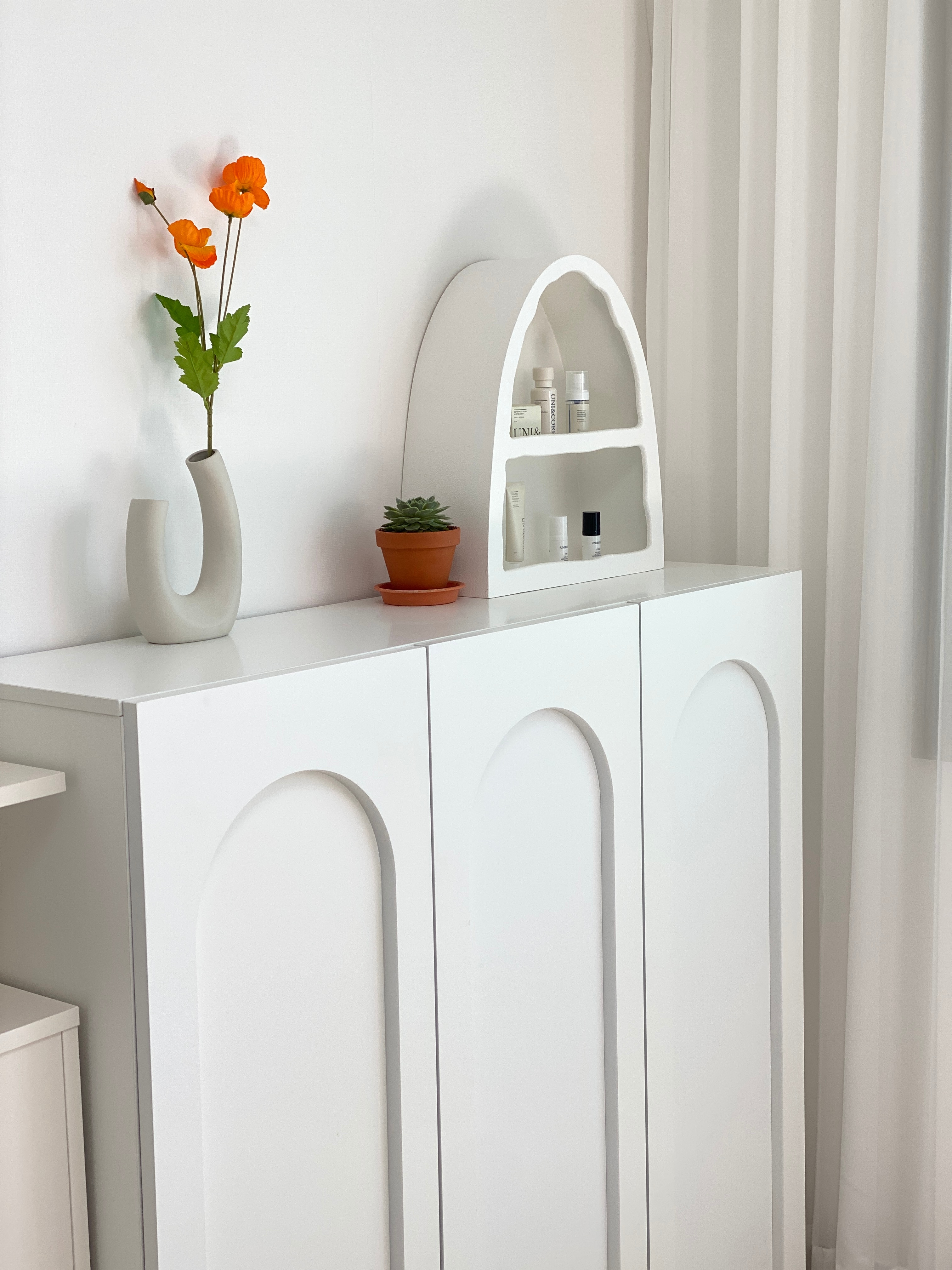 Two-Tier Arched Display Shelf user photo