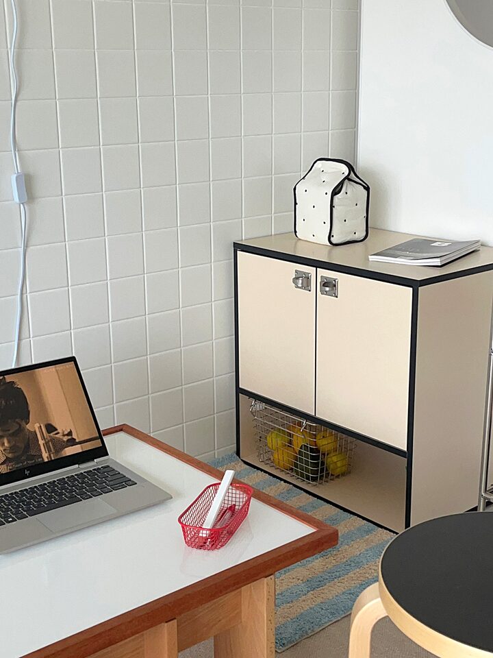 short form carousel card thumbnail