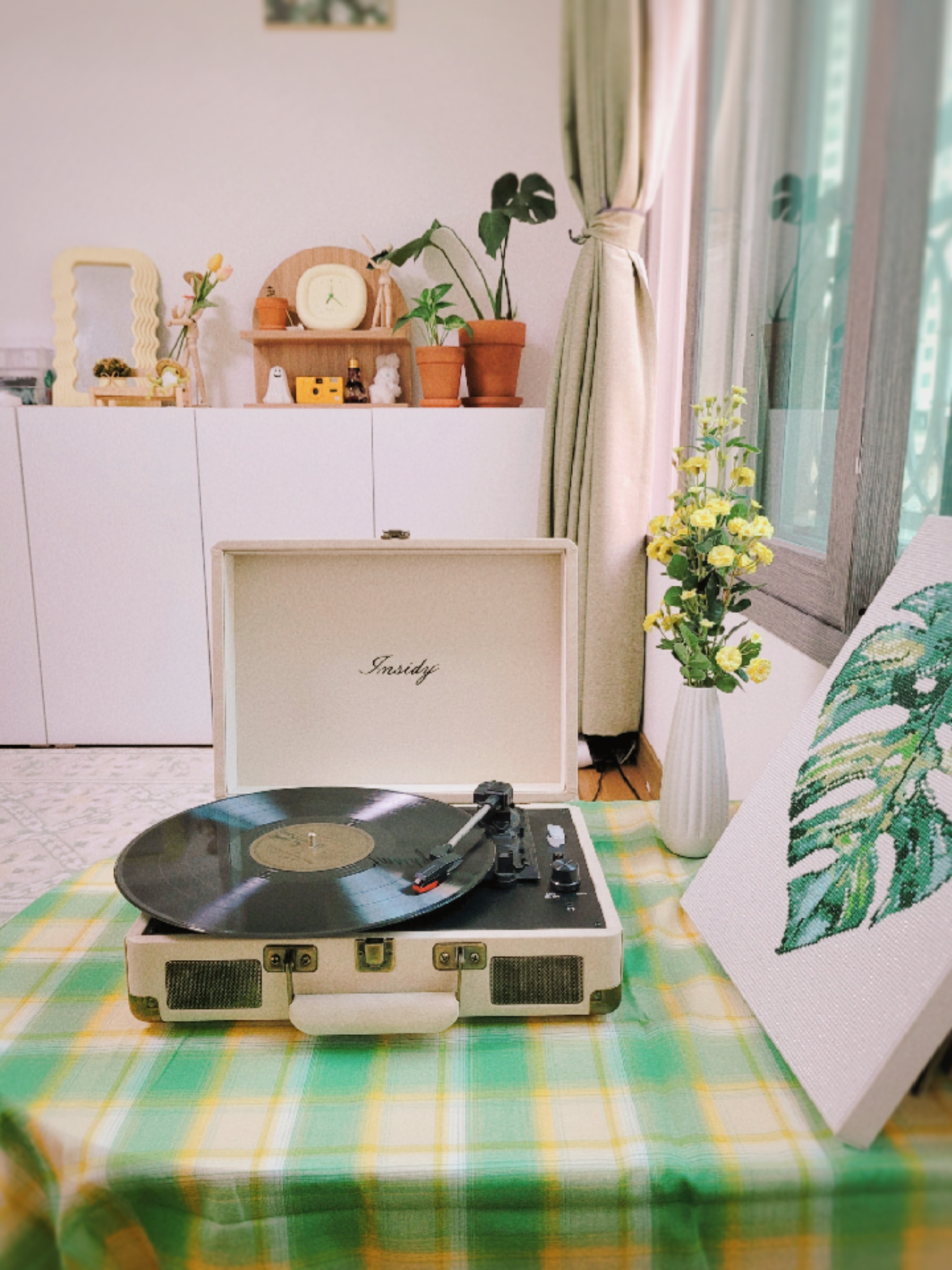 Soft Edge Folding Low Table user photo