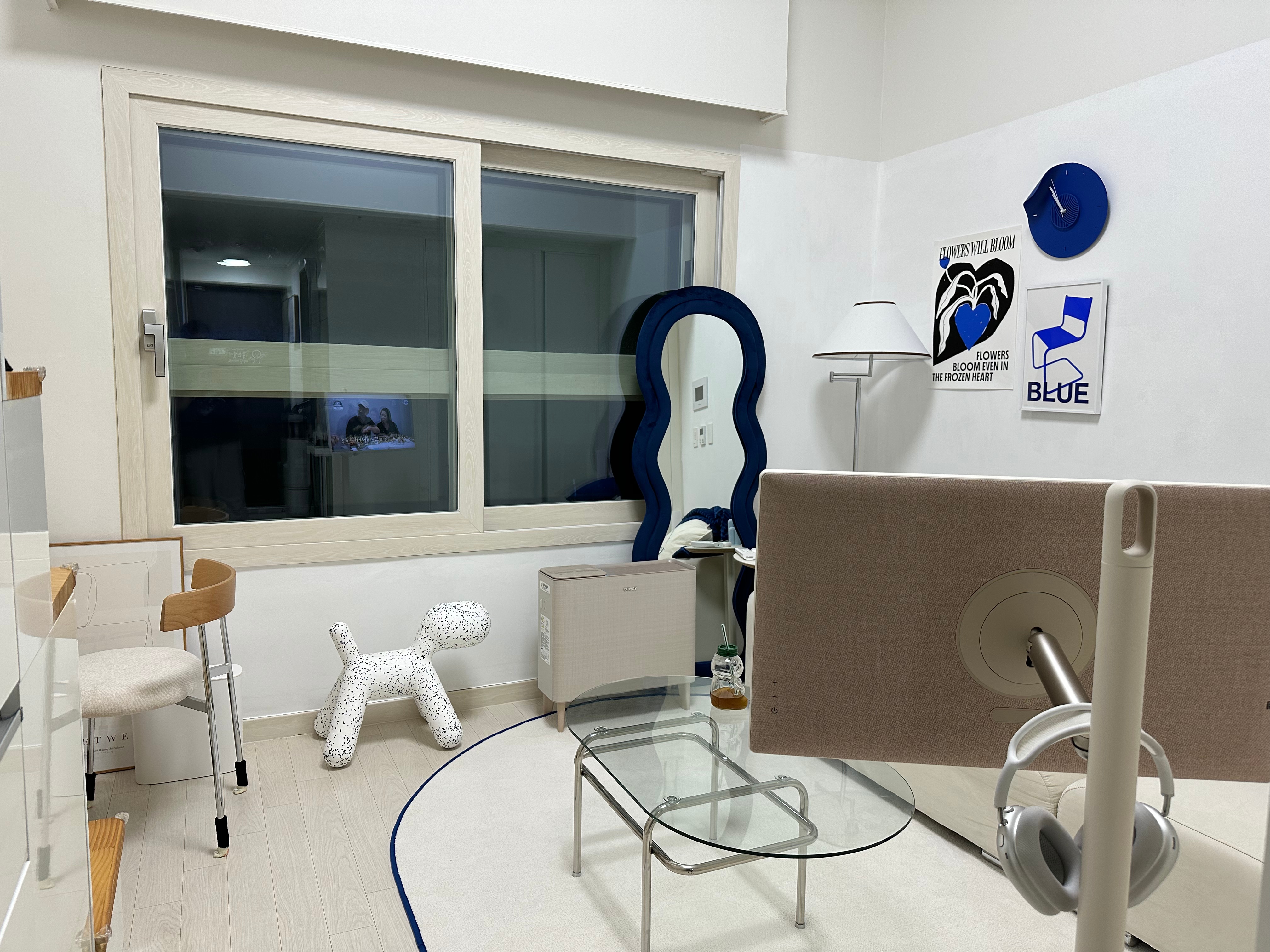 Studio Rim Oval Rug user photo