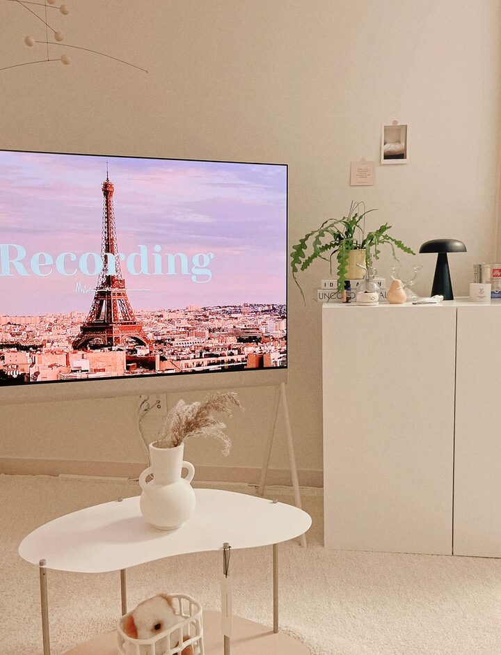 short form carousel card thumbnail