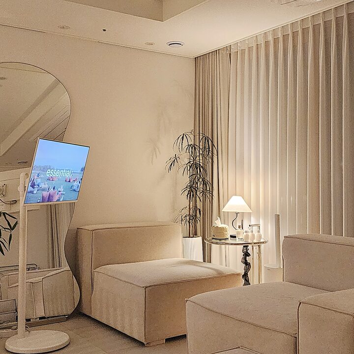 short form carousel card thumbnail