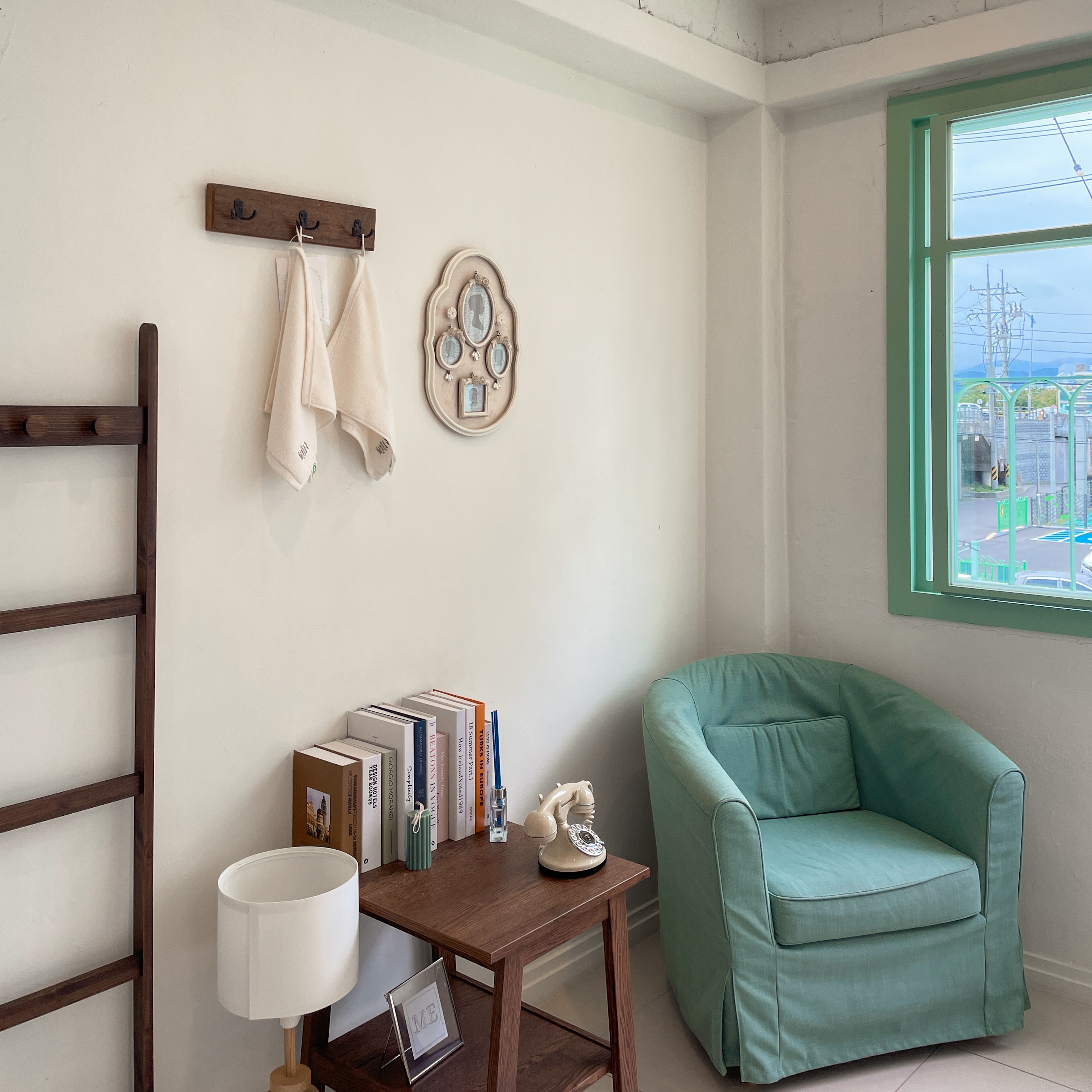 Solid Wood Ladder Clothes Rack Stand user photo